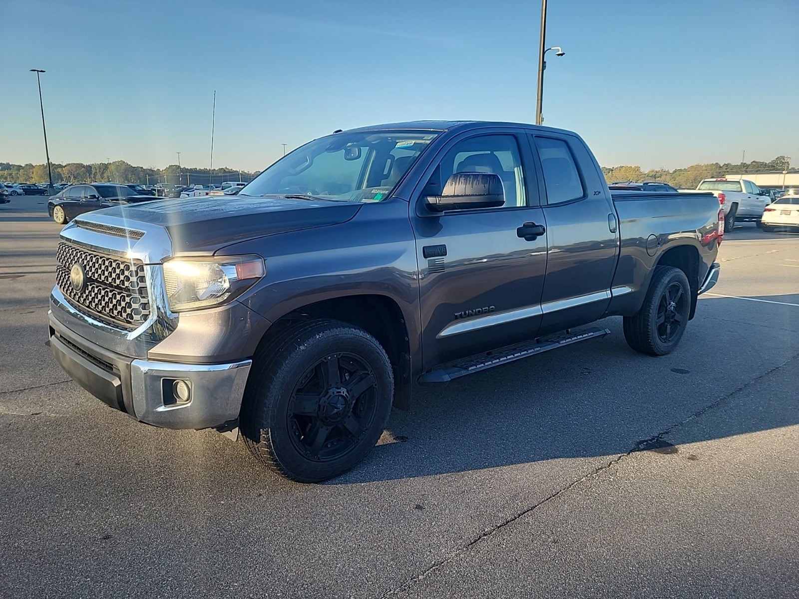 2018 Toyota Tundra SR5 Double Cab 6.5' Bed 5.7l