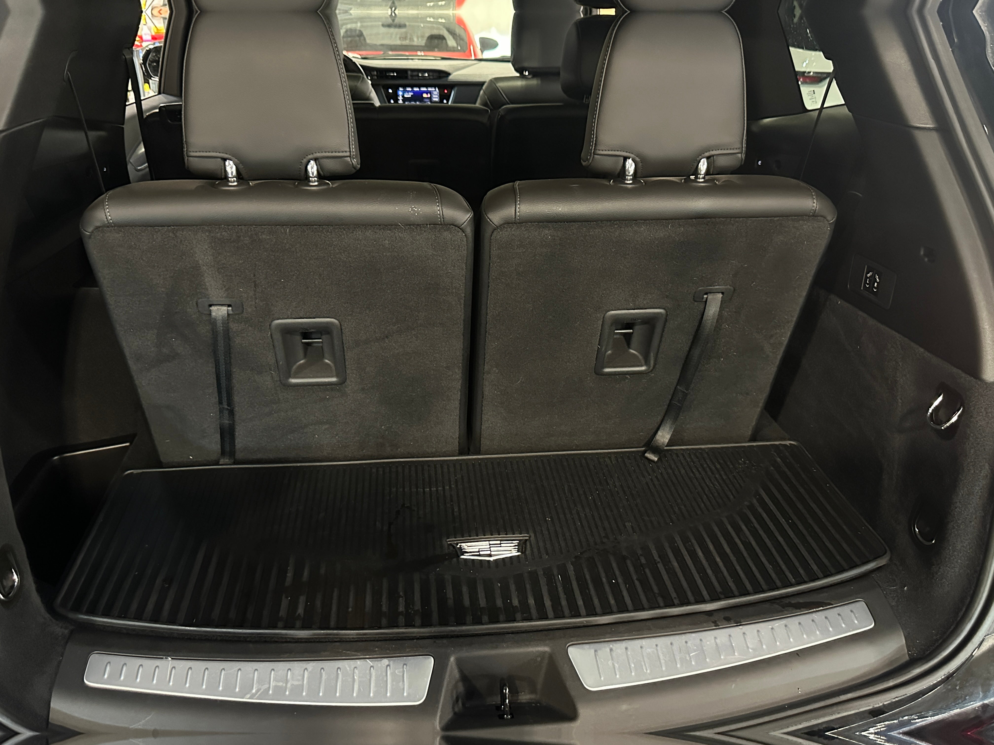 2024 Cadillac XT6 Luxury