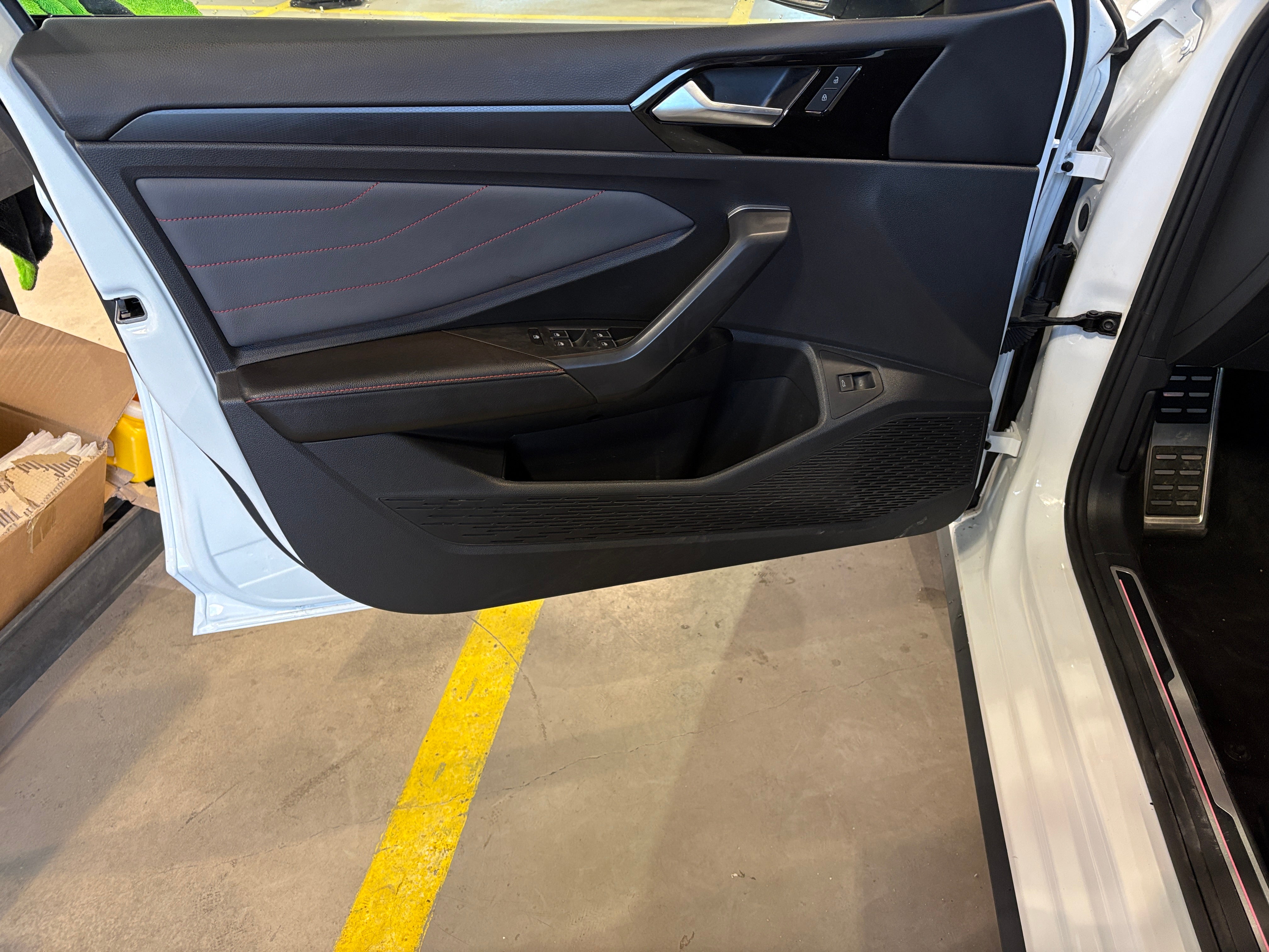 2025 Volkswagen Jetta GLI Autobahn
