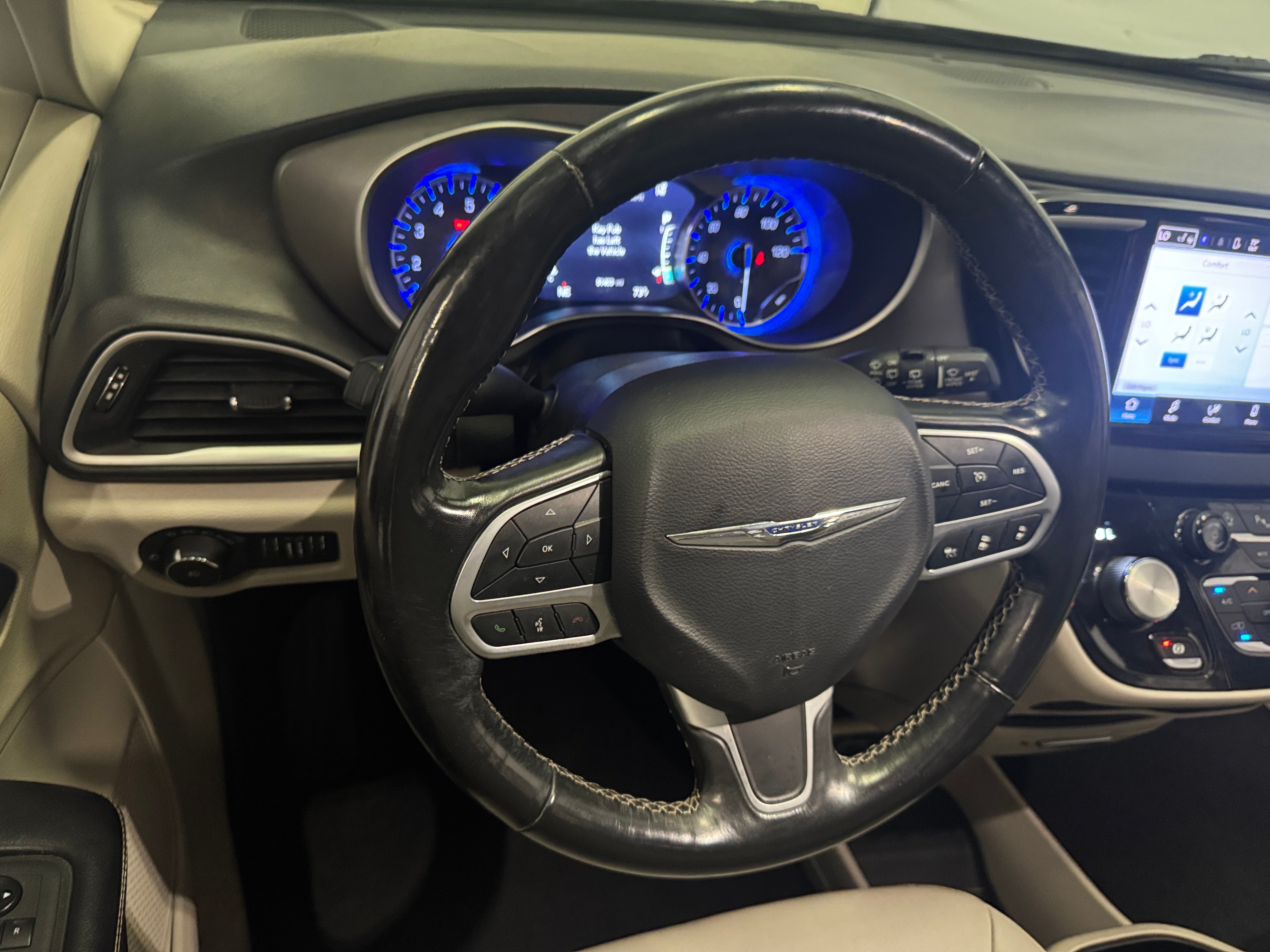 2021 Chrysler Pacifica Touring L