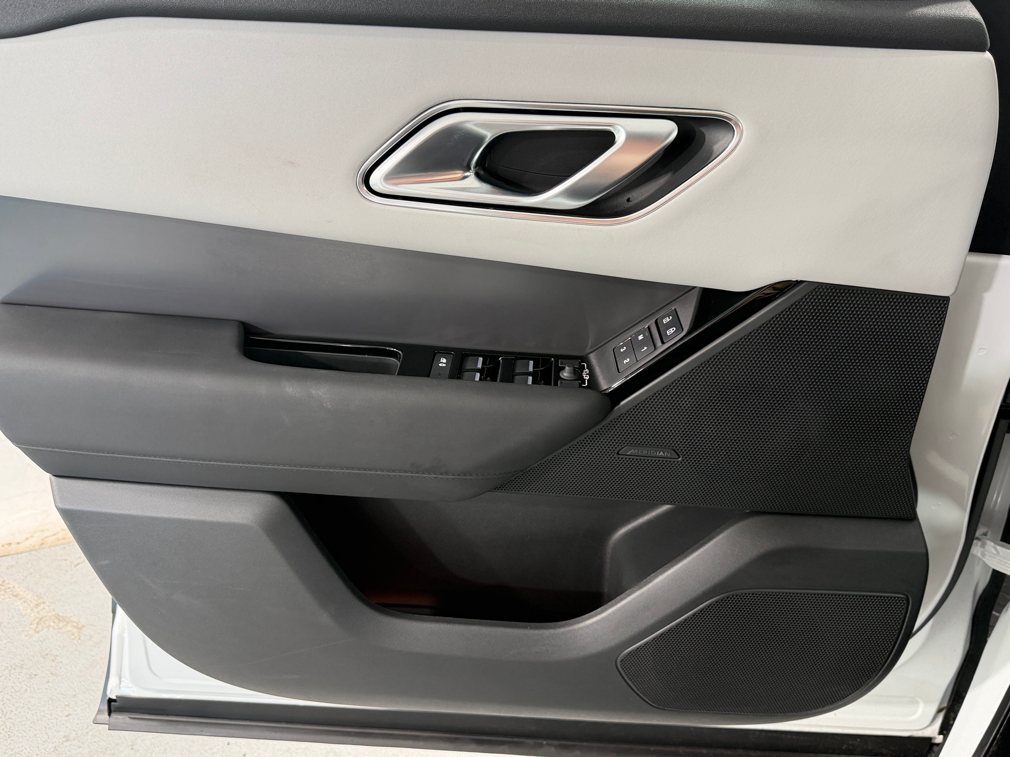 2026 Land Rover Range Rover Velar