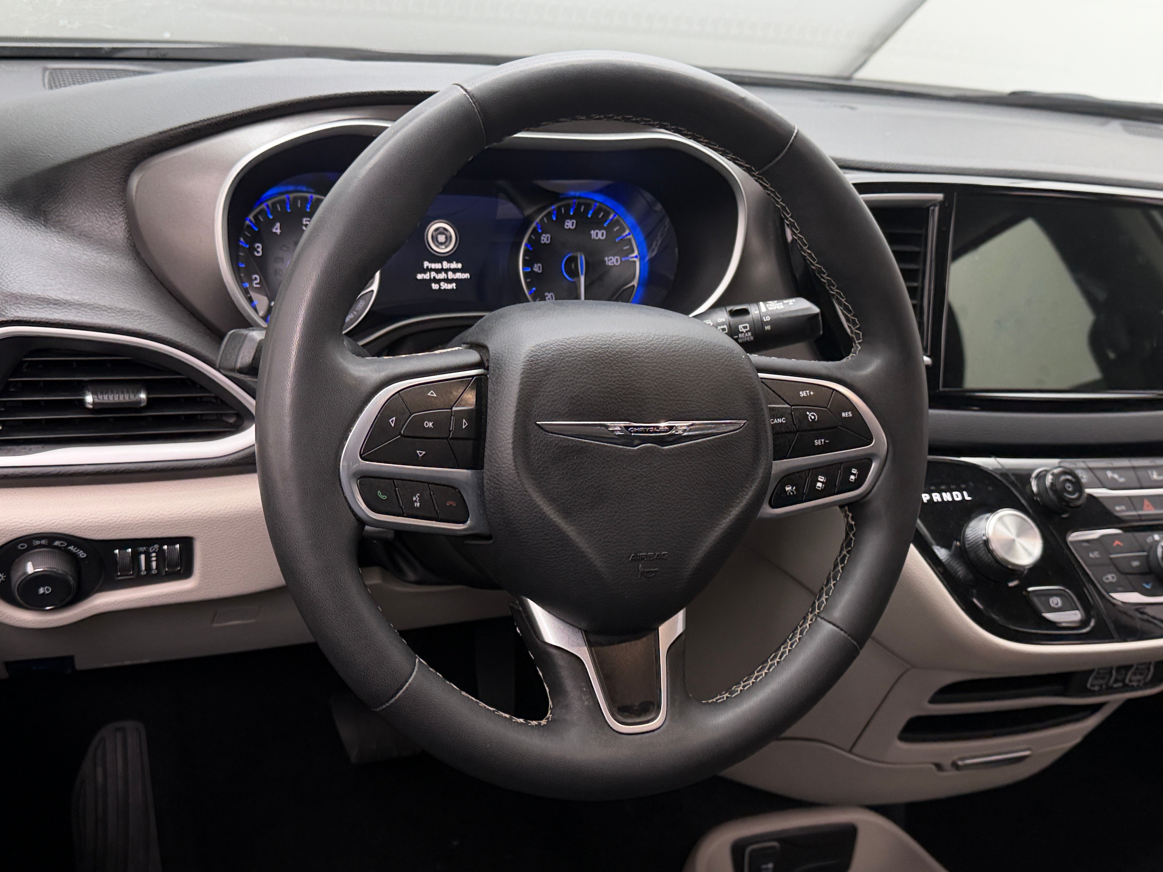 2024 Chrysler Pacifica Touring L