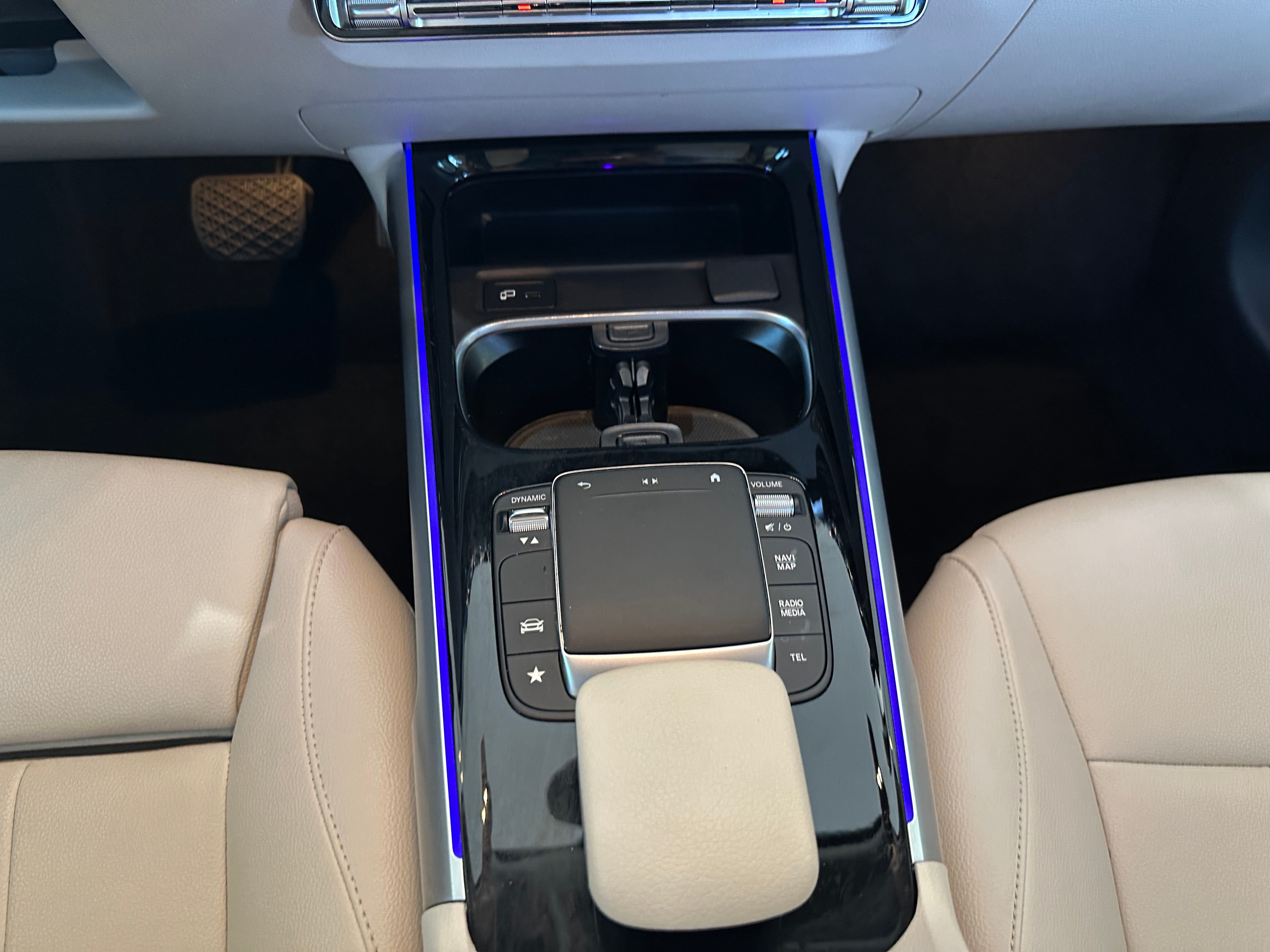 2022 Mercedes-Benz GLB Base