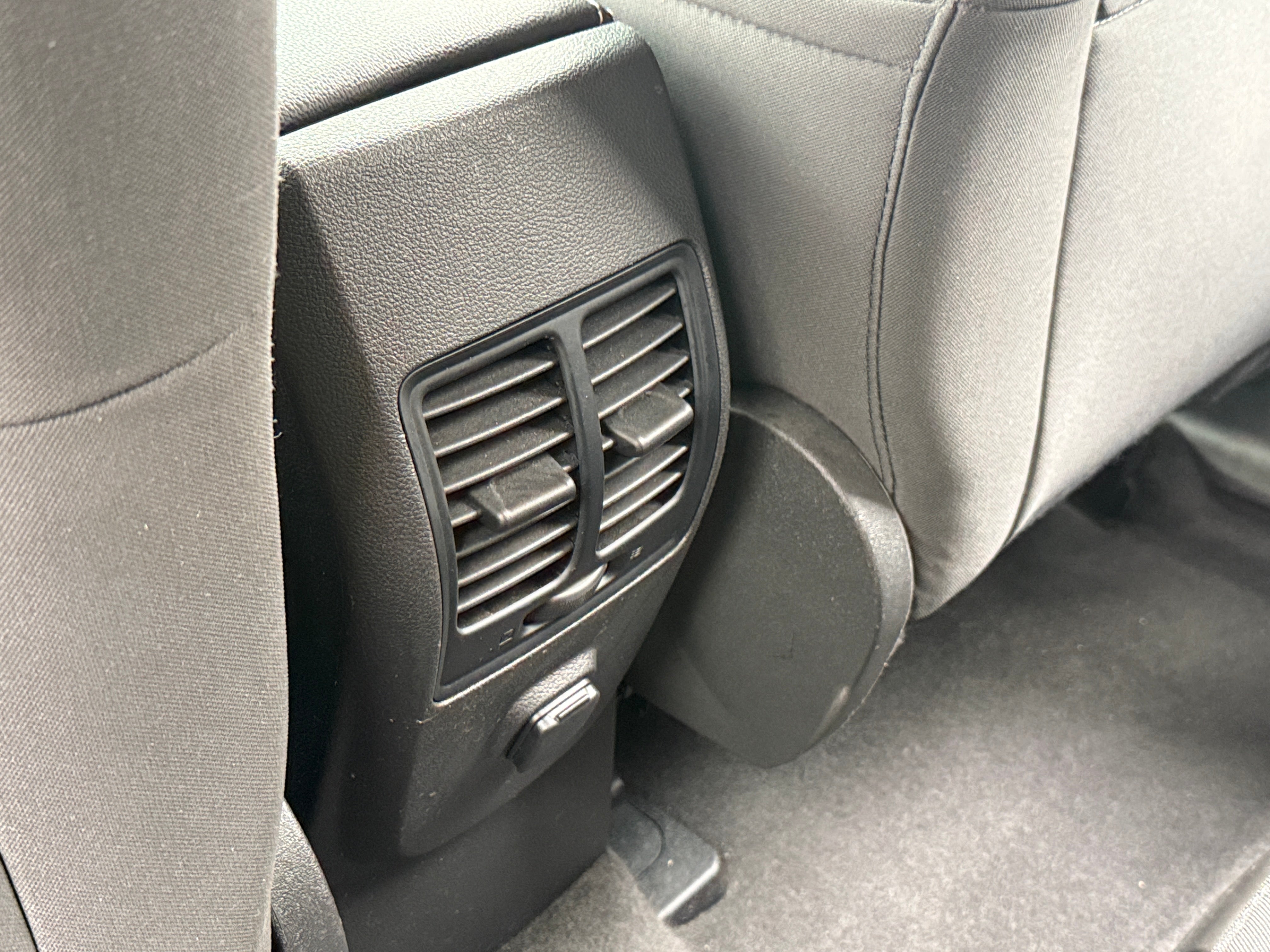 Used 2017 Ford Escape SE with VIN 1FMCU0GD2HUA99656 for sale in Pewaukee, WI