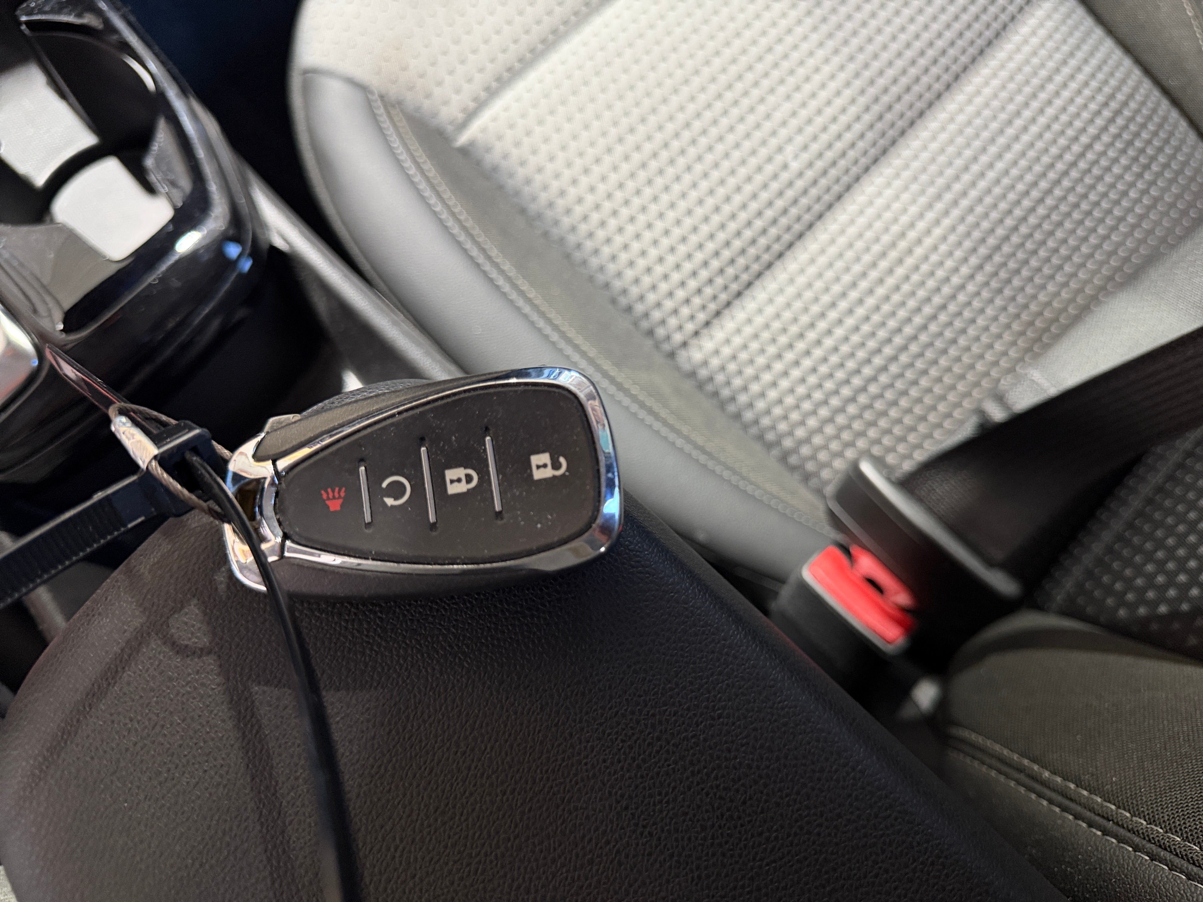 2025 Chevrolet Trax LT - Photo 10