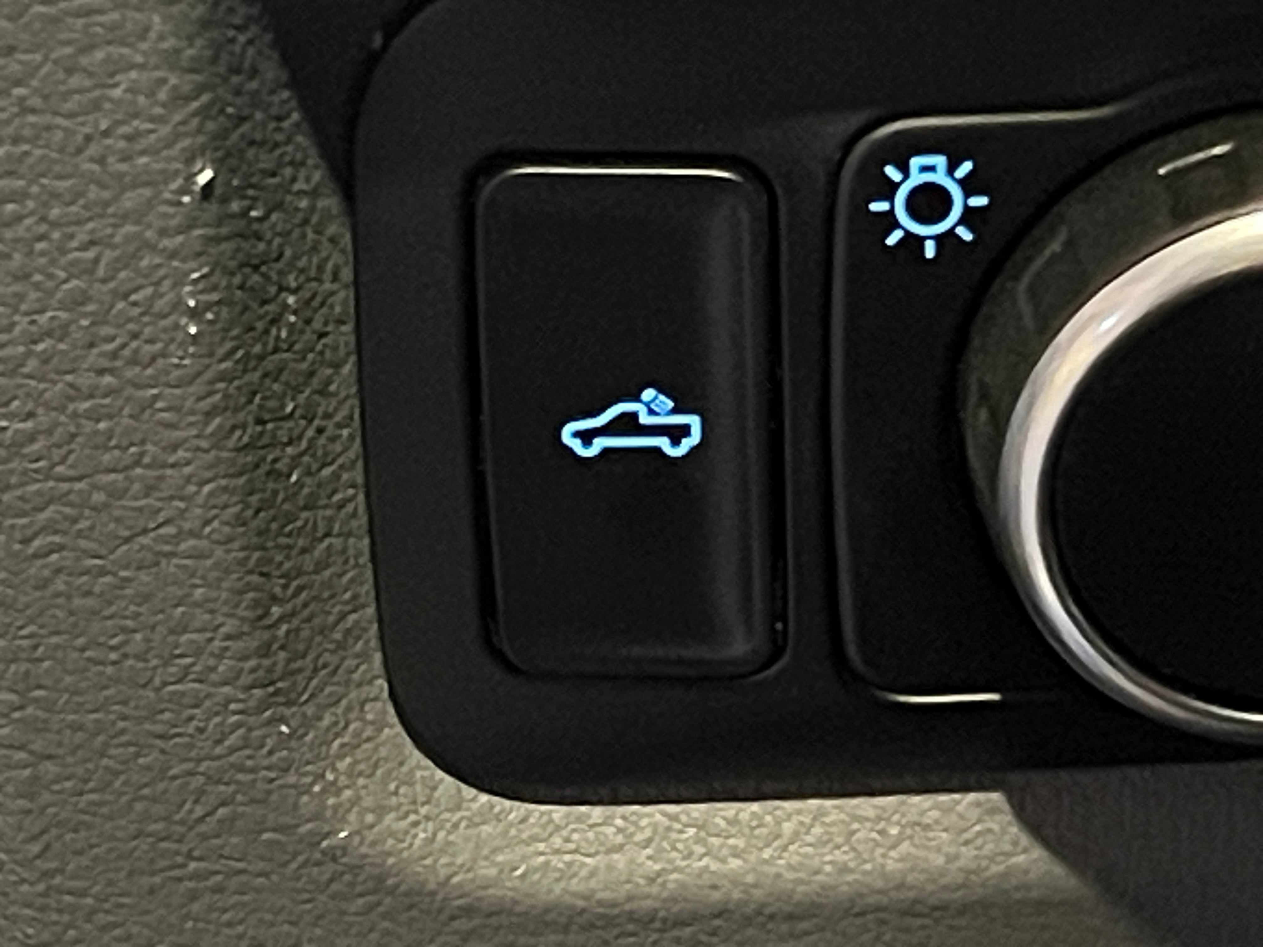Used 2023 Ford F-150 Lightning XLT with VIN 1FTVW1ELXPWG29009 for sale in Auburn, WA