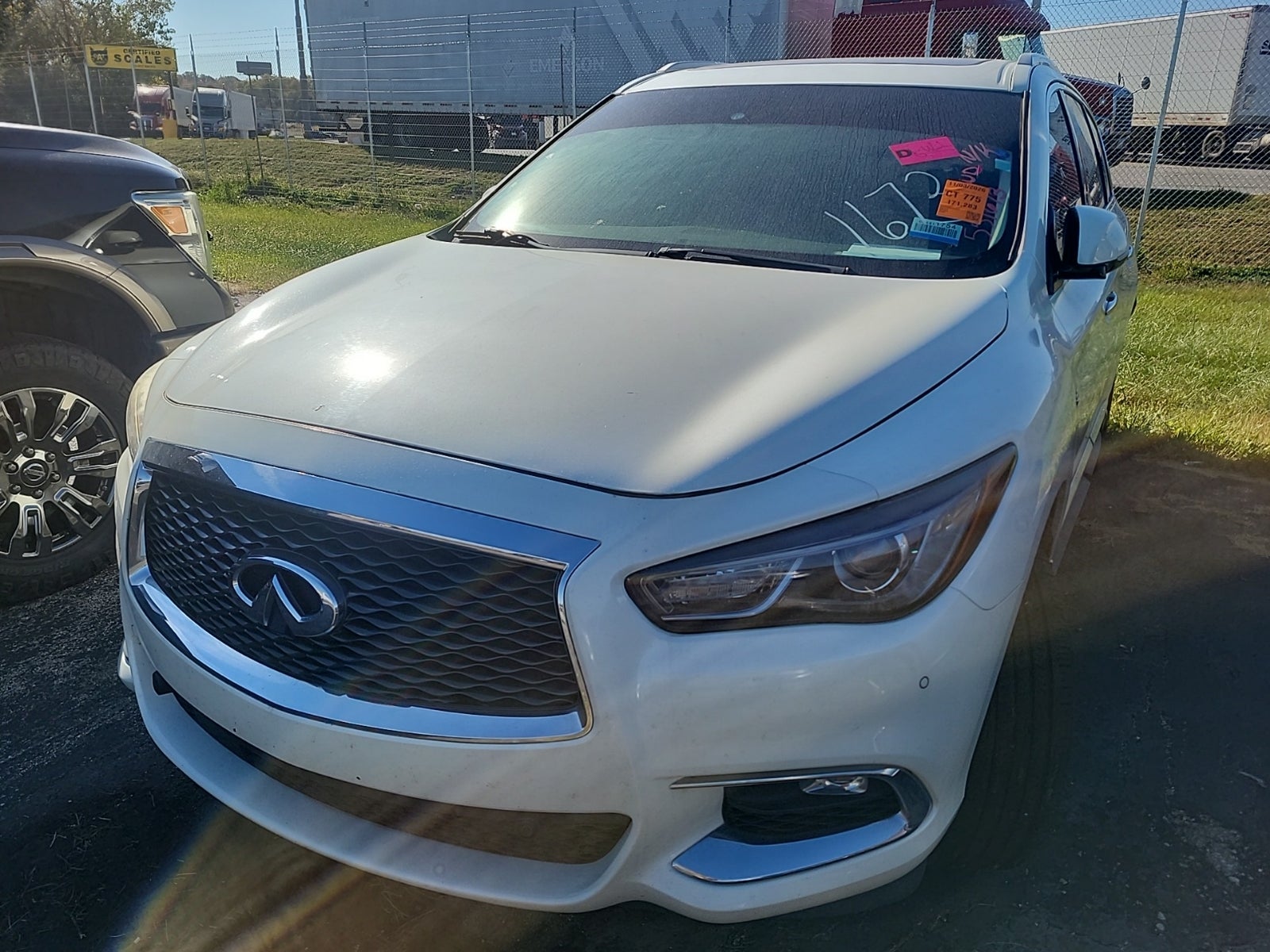 2017 Infiniti QX60 Base