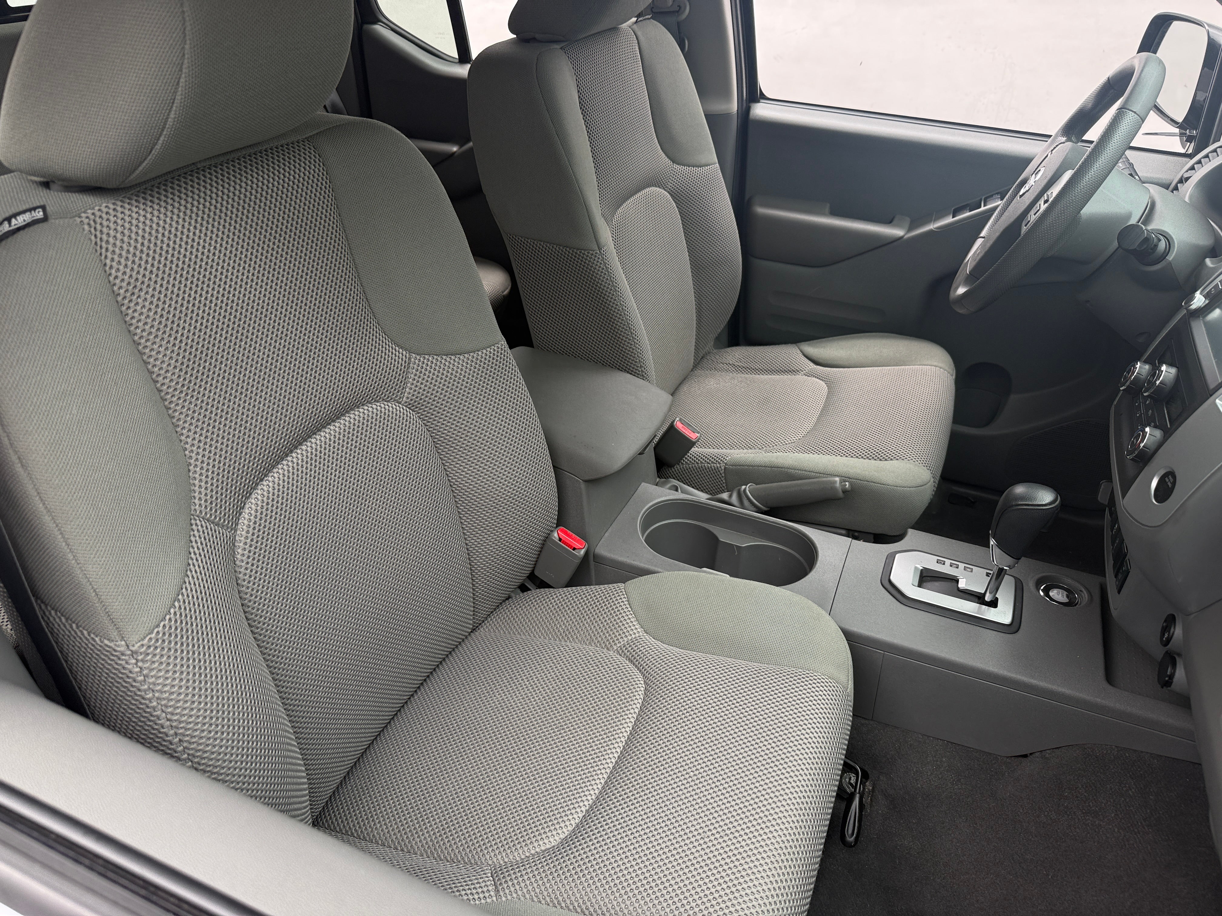 2021 Nissan Frontier SV