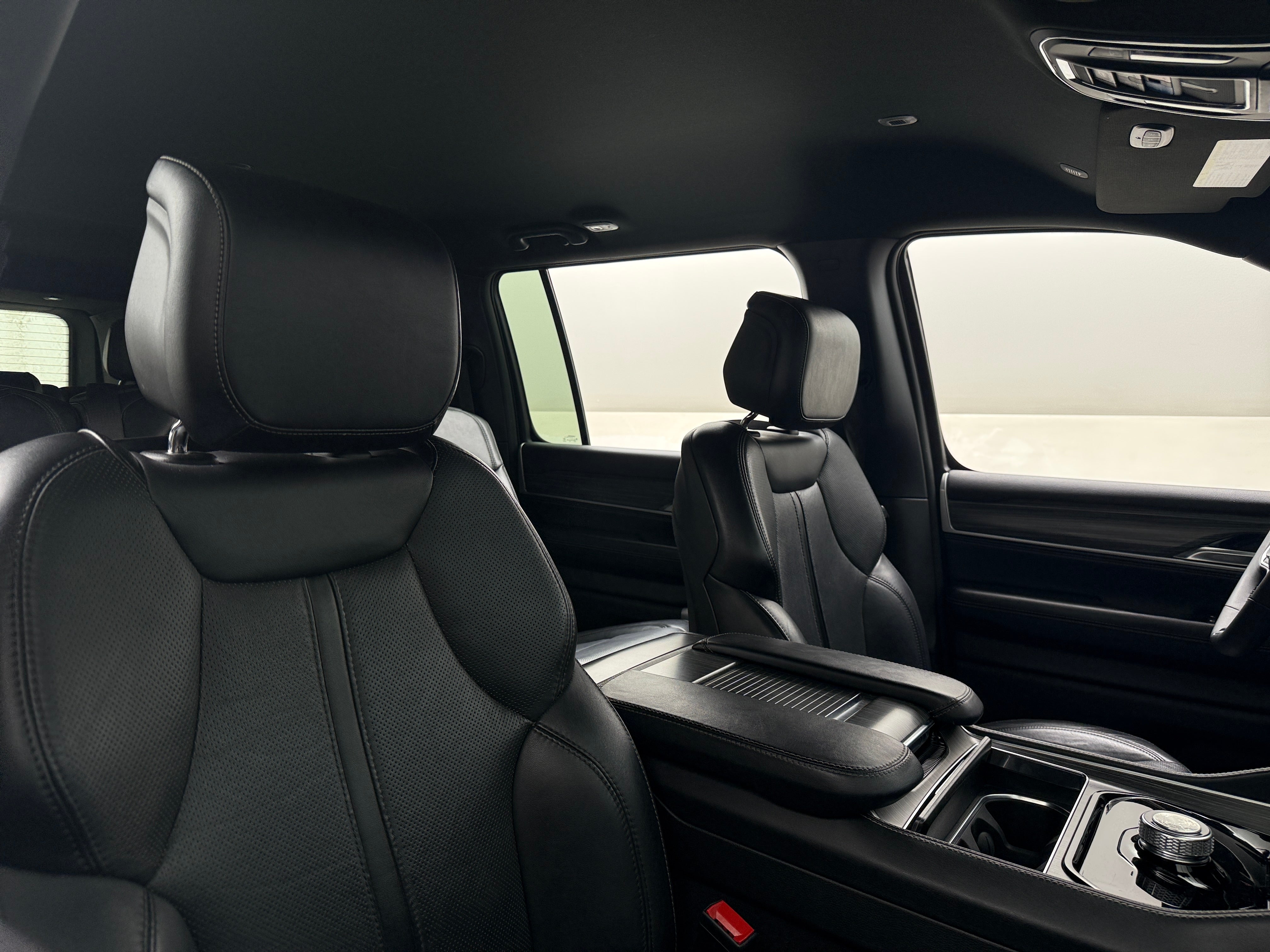 2024 Jeep Wagoneer L