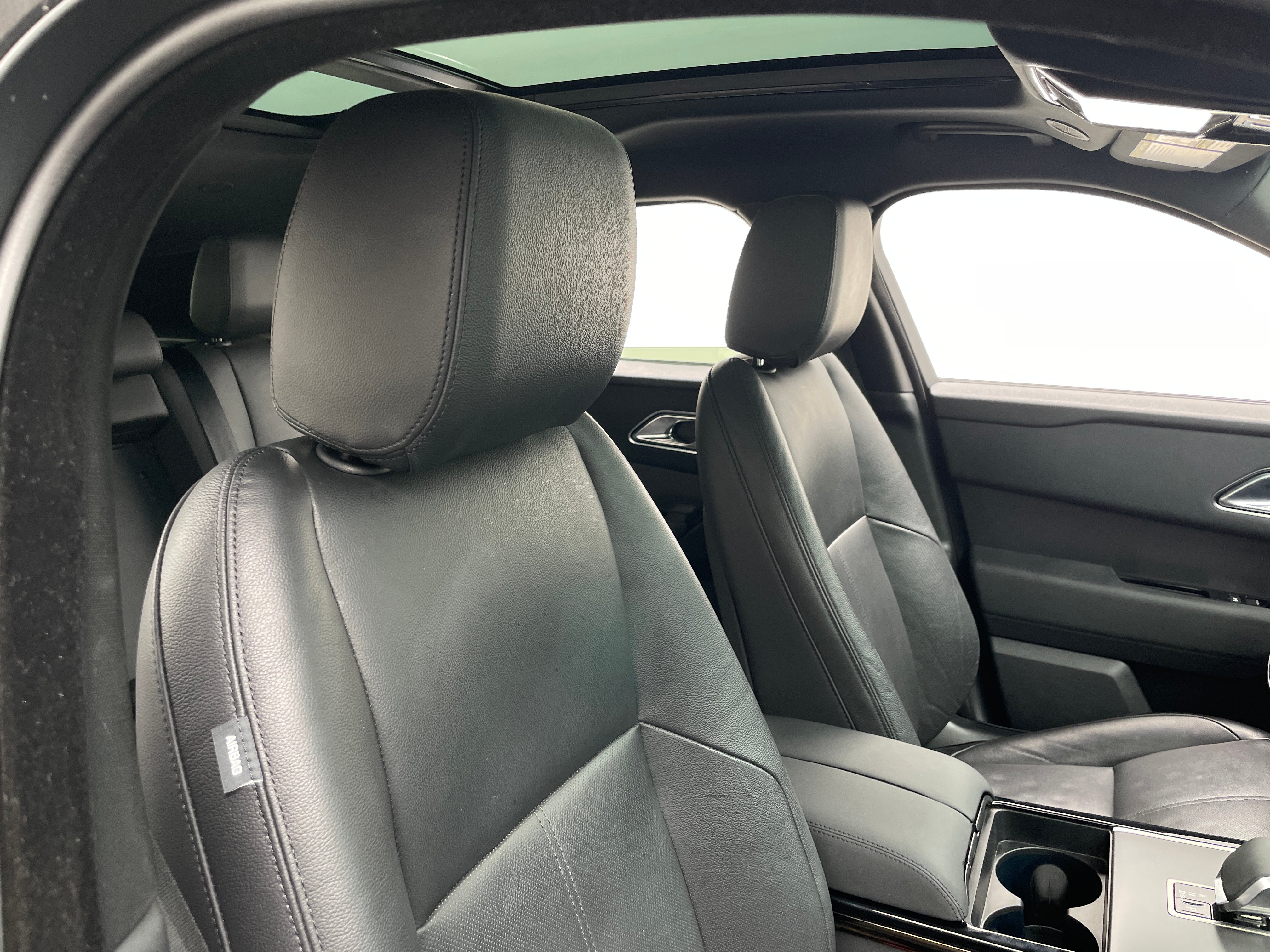 2025 Land Rover Range Rover Velar