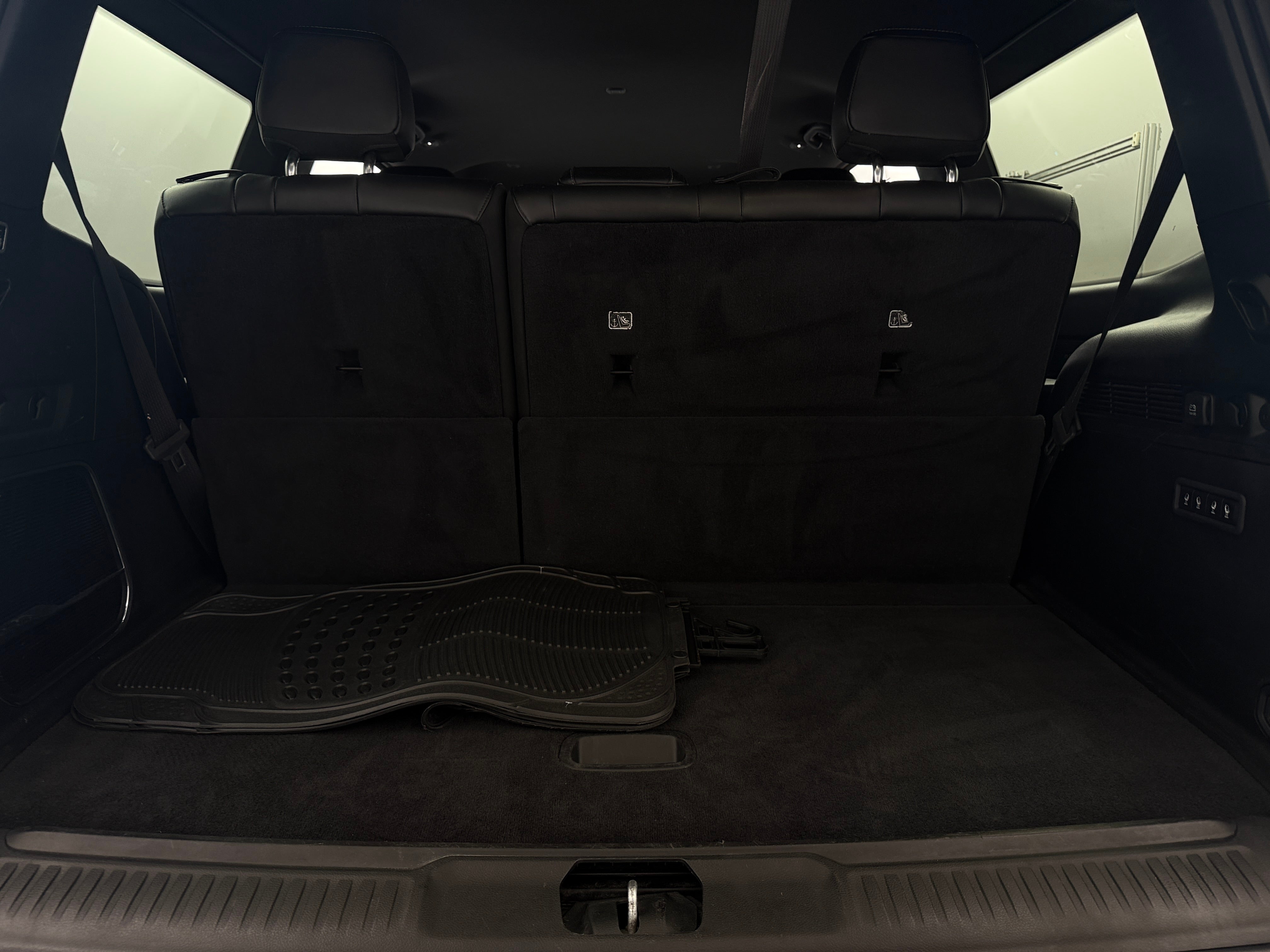 2022 Jeep Wagoneer