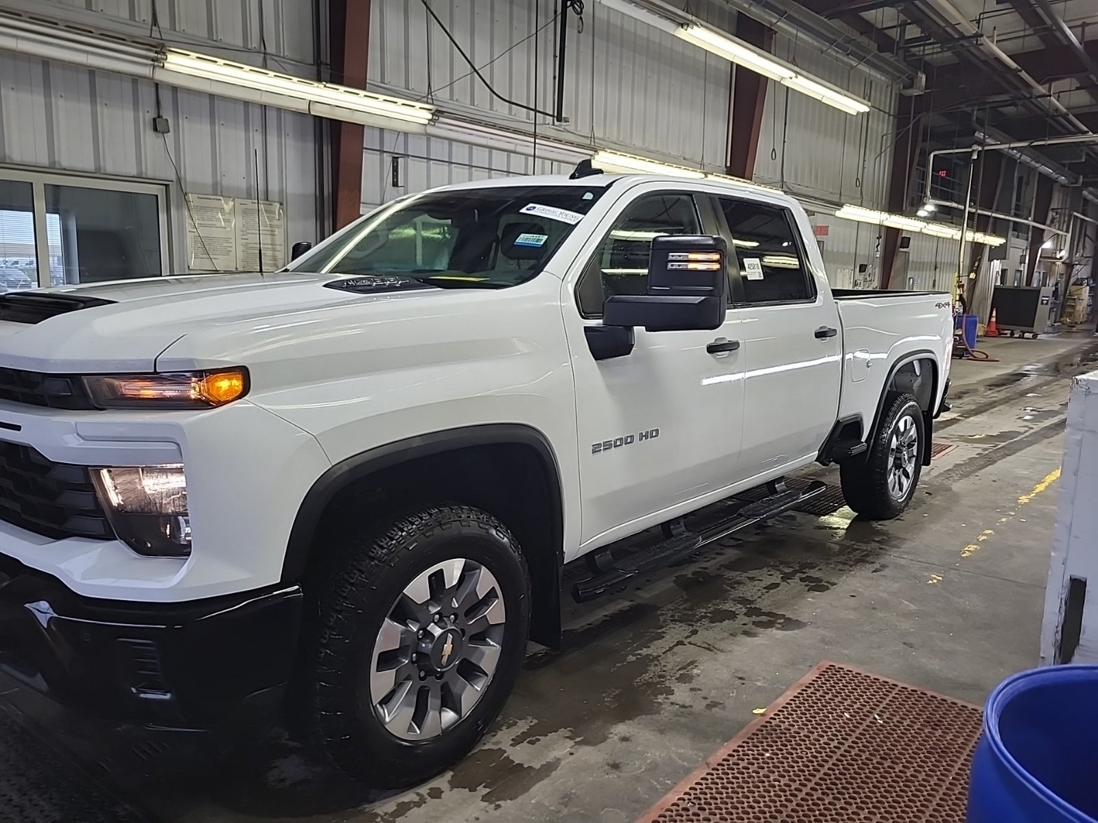 2026 Chevrolet Silverado 2500 HD 4WD Crew Cab 159" Custom