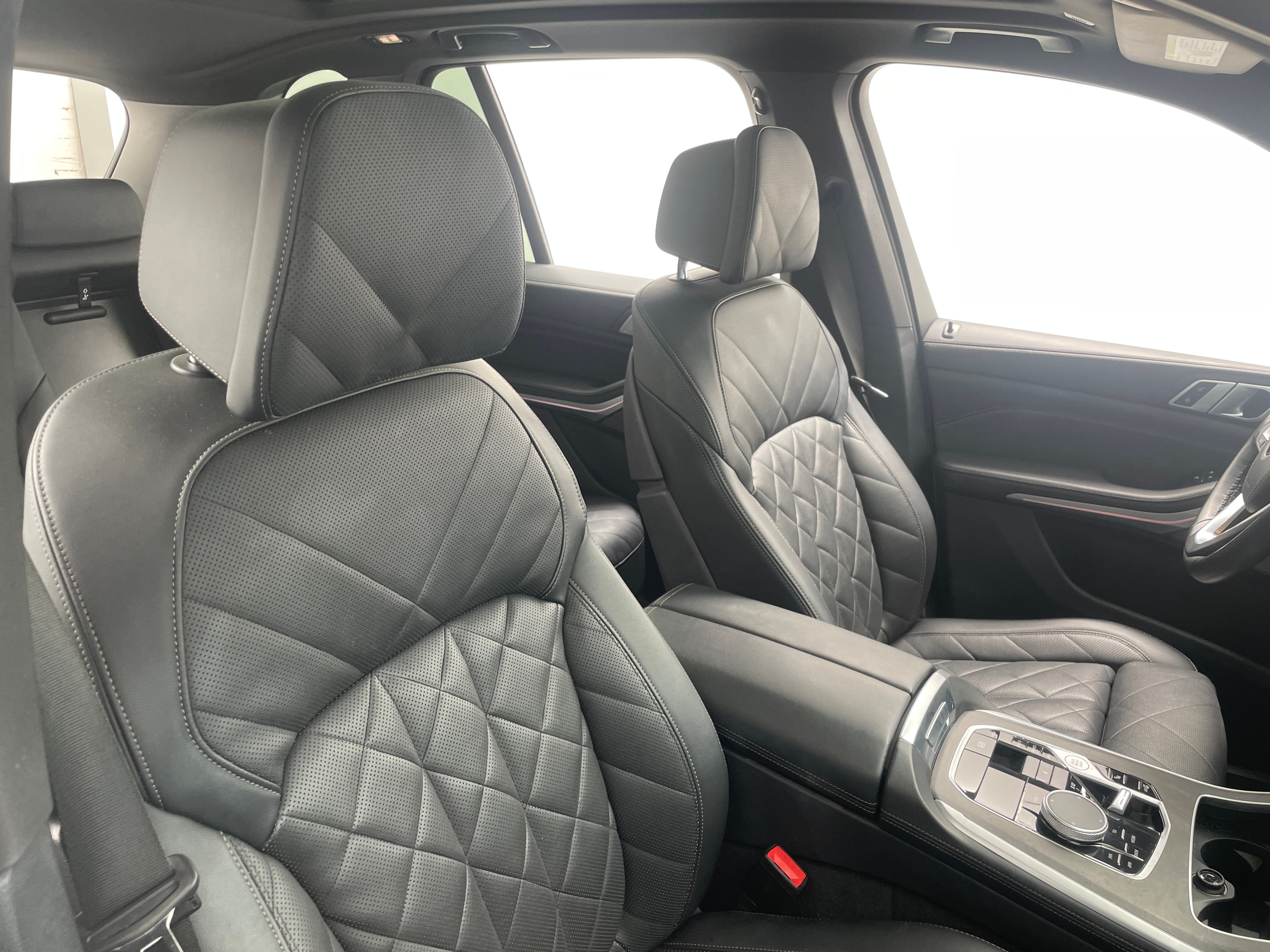 2025 BMW X5 40i