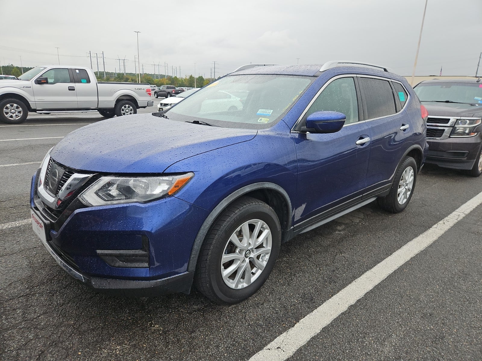 2017 Nissan Rogue SV