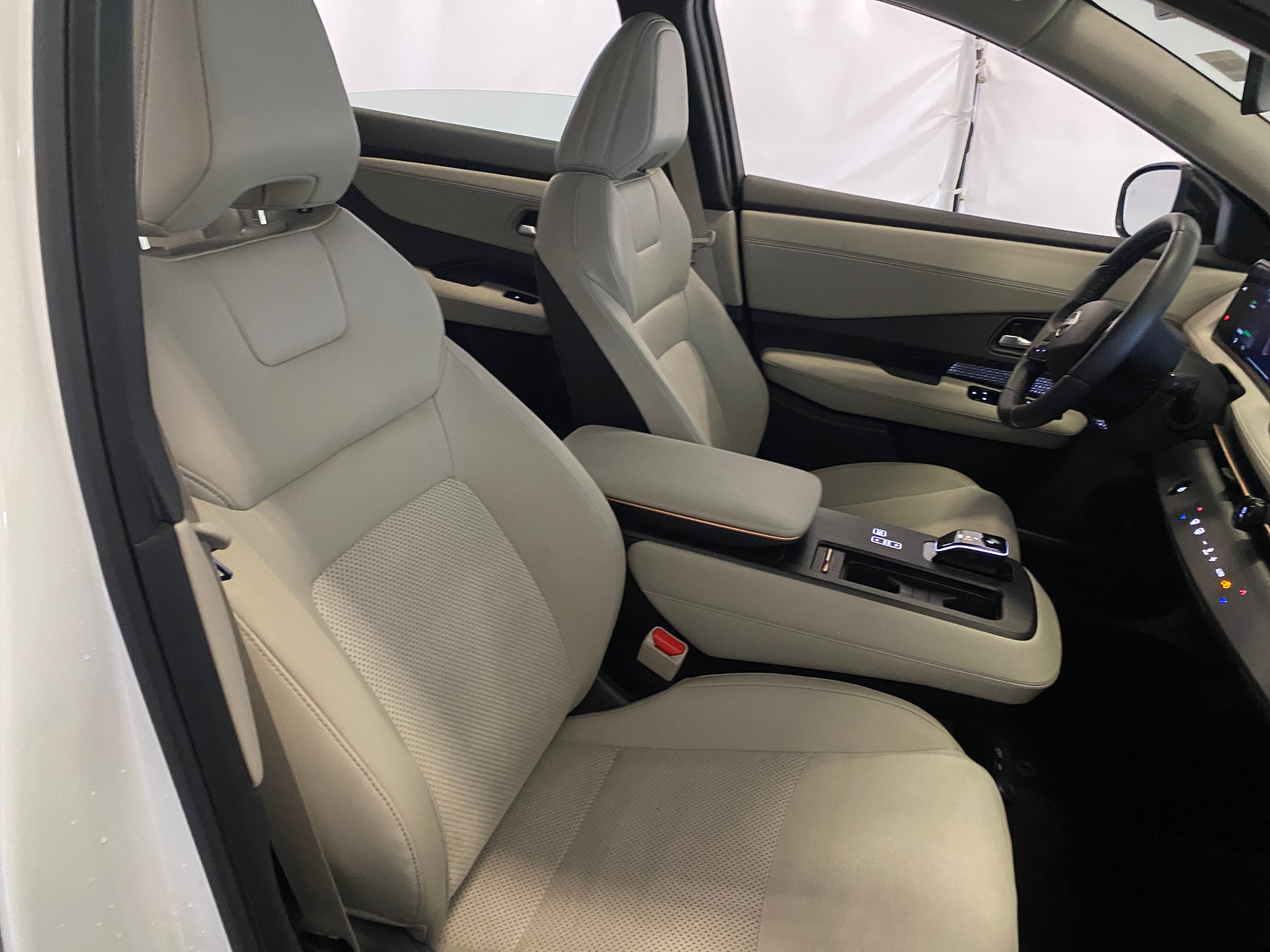 2024 Nissan ARIYA Engage