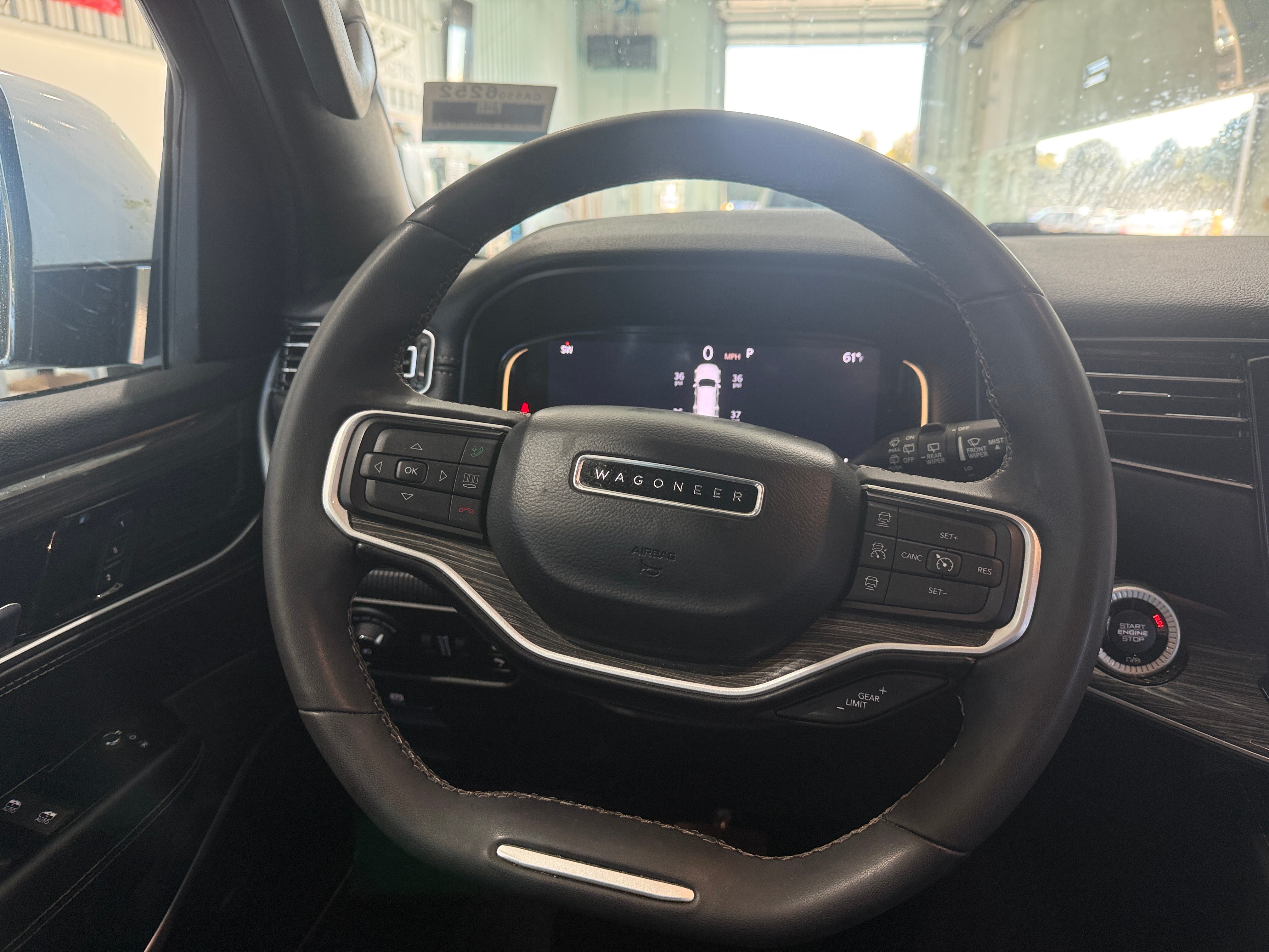 2022 Jeep Wagoneer