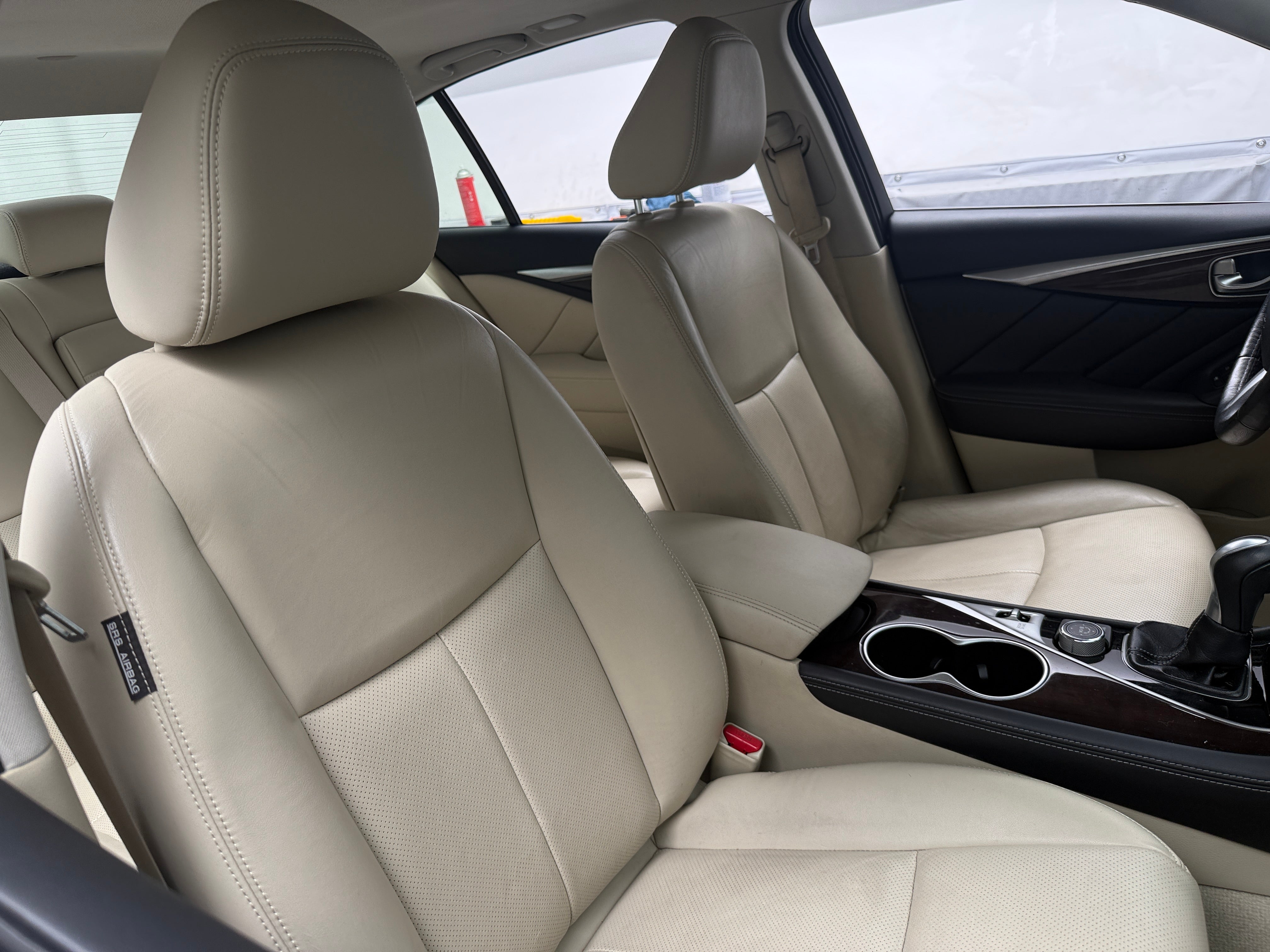 2017 INFINITI Q50