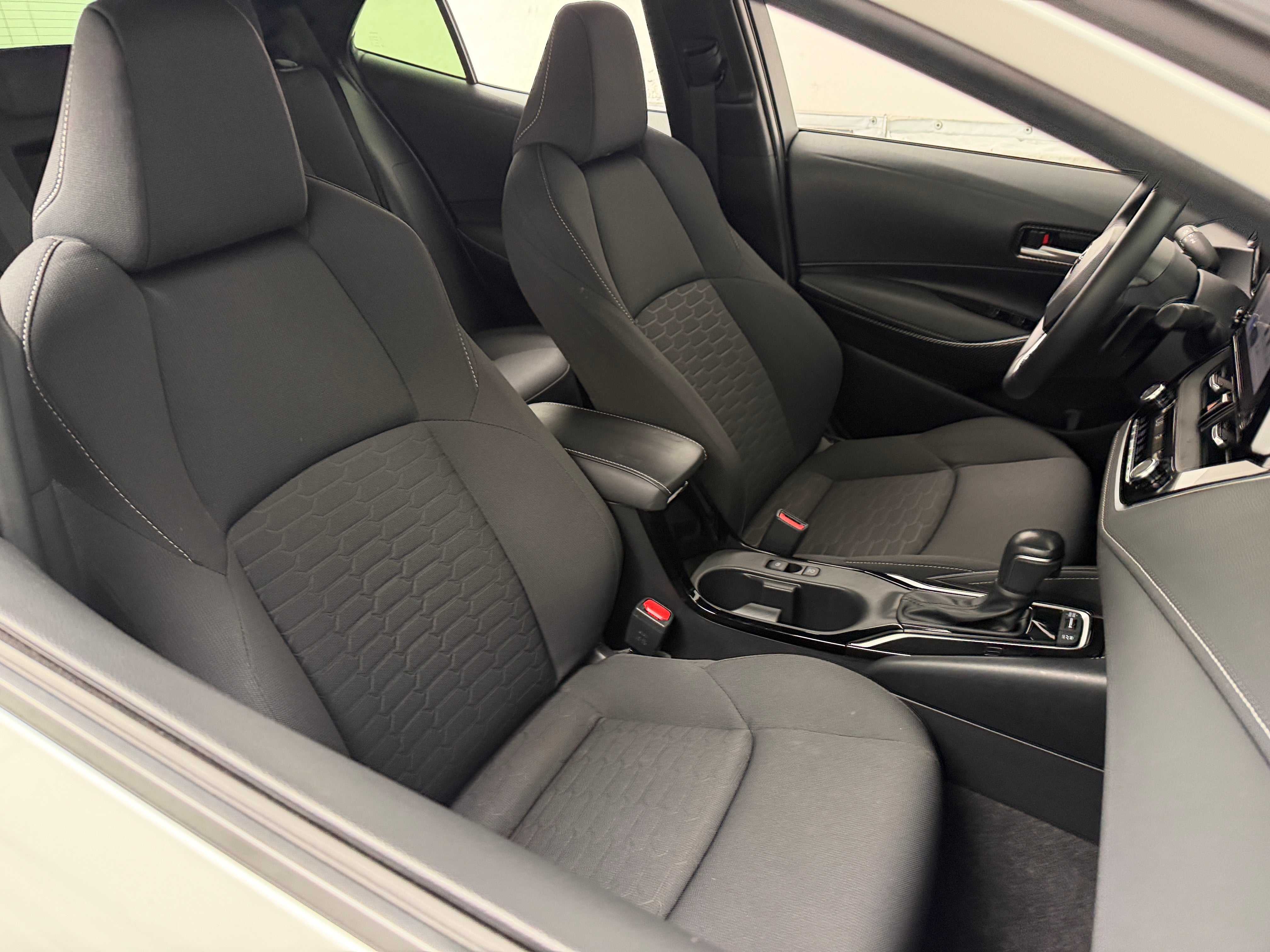 2023 Toyota Corolla Hatchback SE