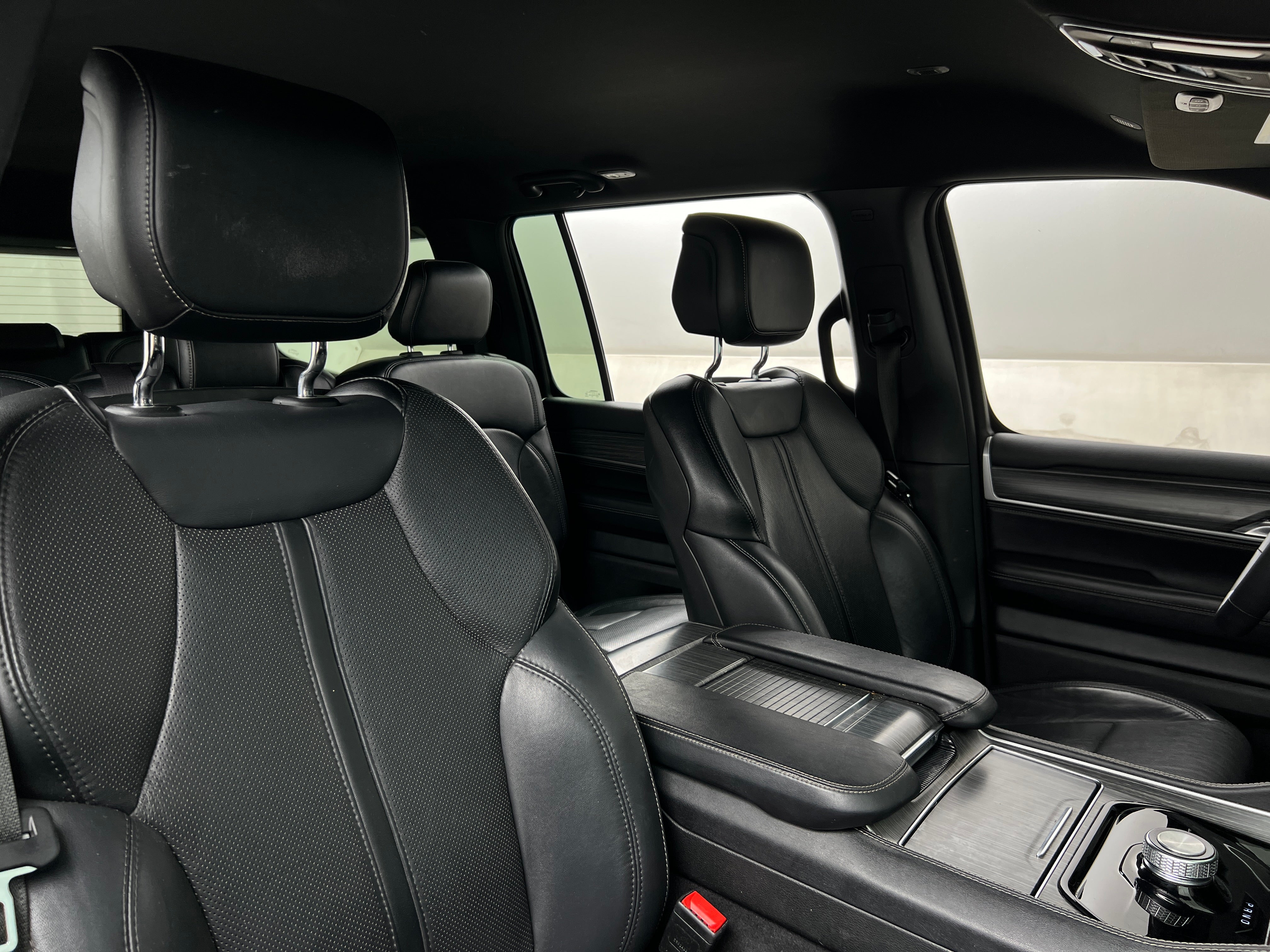 2024 Jeep Wagoneer