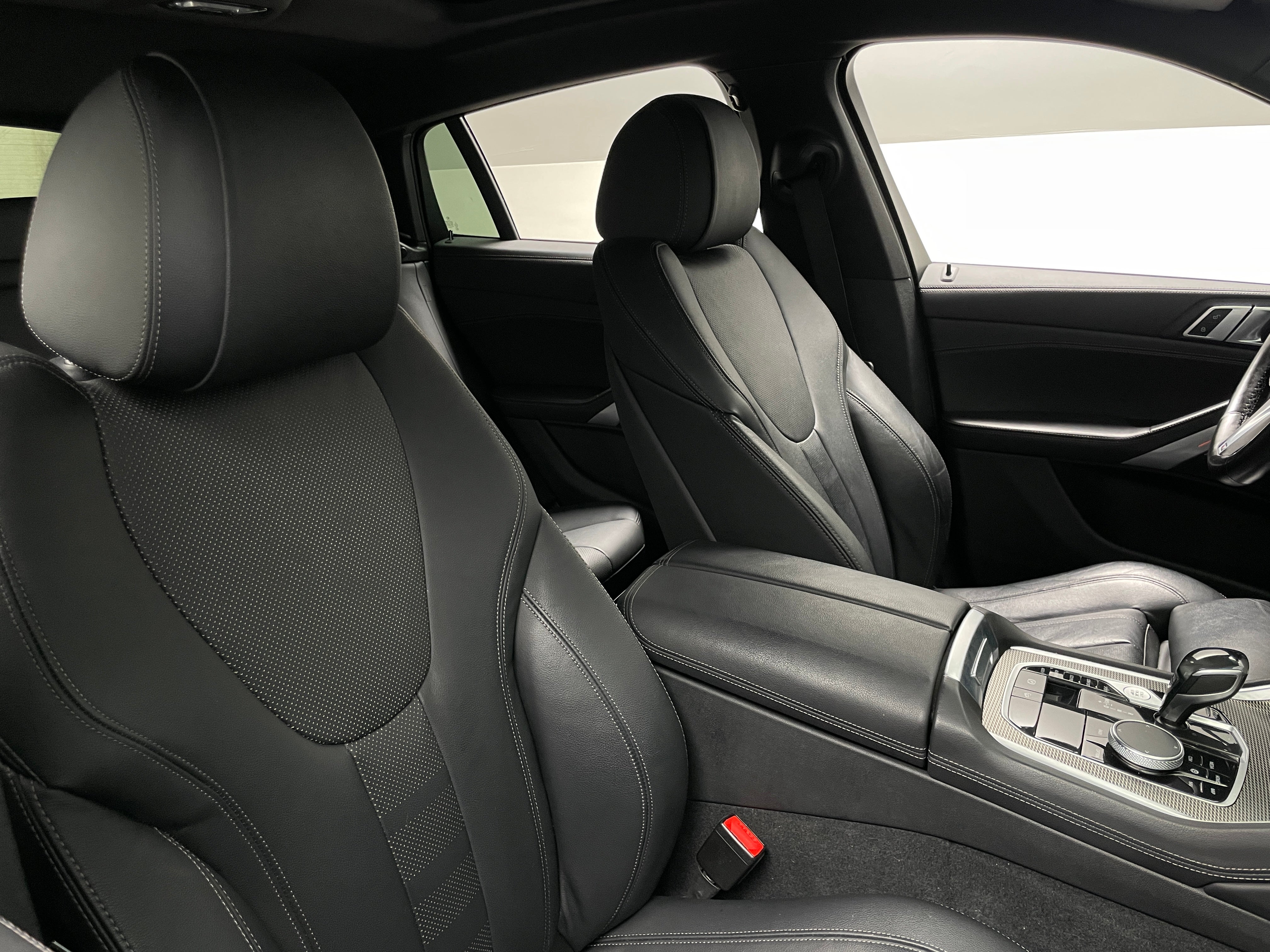 2021 BMW X6