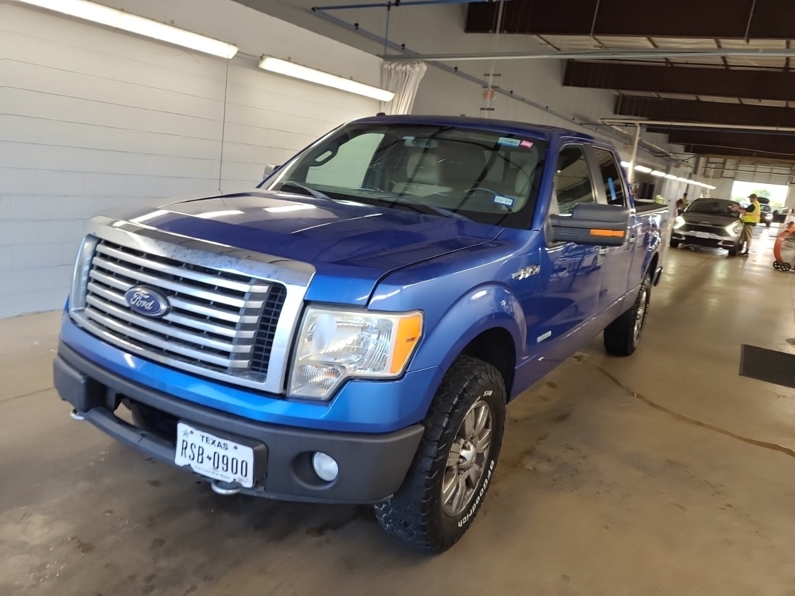 2011 Ford F-150 4WD Supercrew 157" XLT