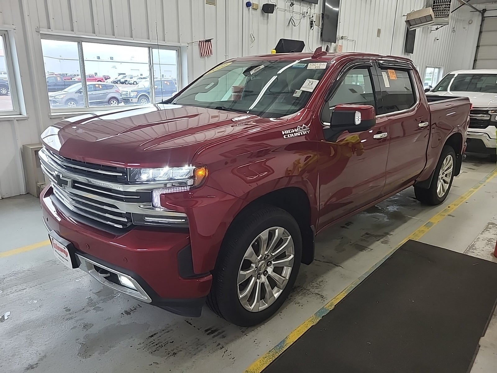 2022 Chevrolet Silverado 1500 LTD 4WD Crew Cab 147" High Country