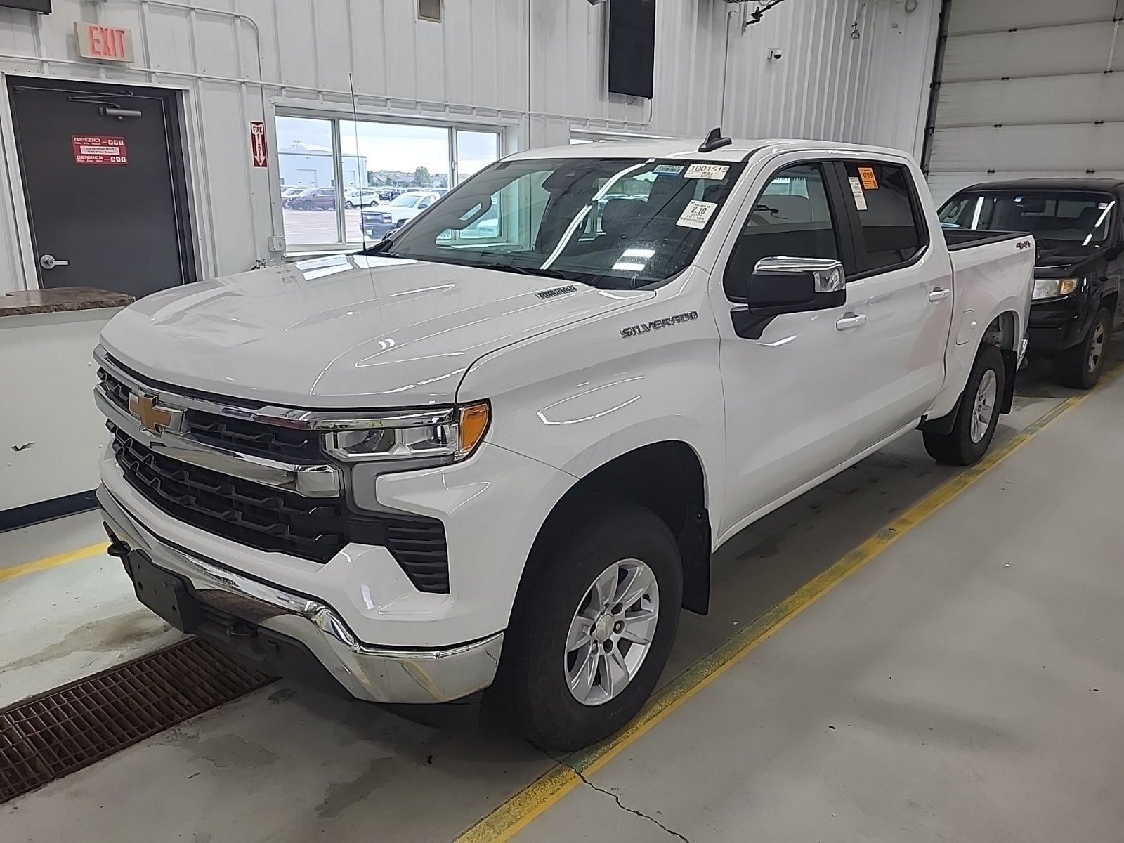 2024 Chevrolet Silverado 1500 4WD Crew Cab 147" LT W/1lt