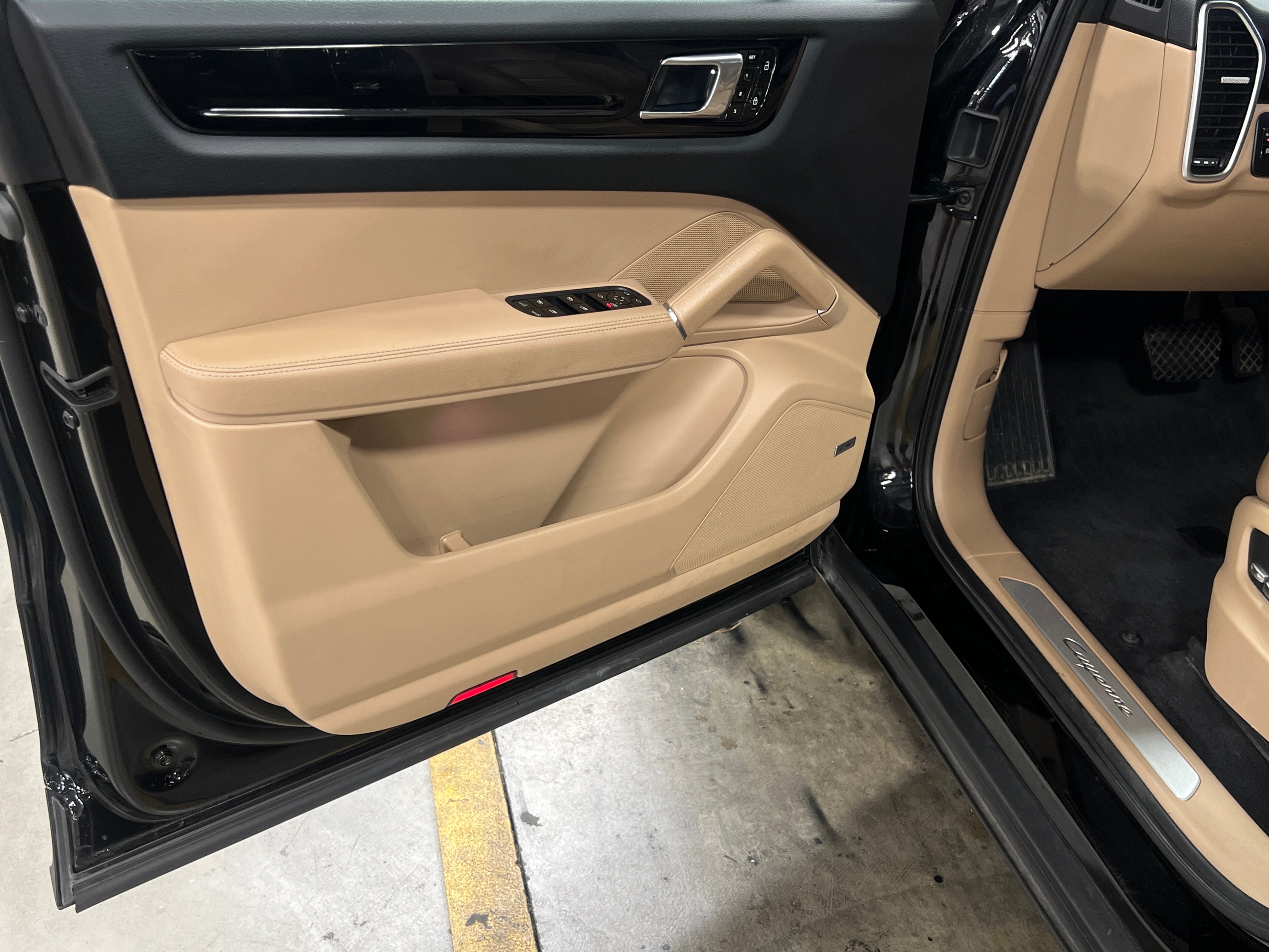 2020 Porsche Cayenne Base