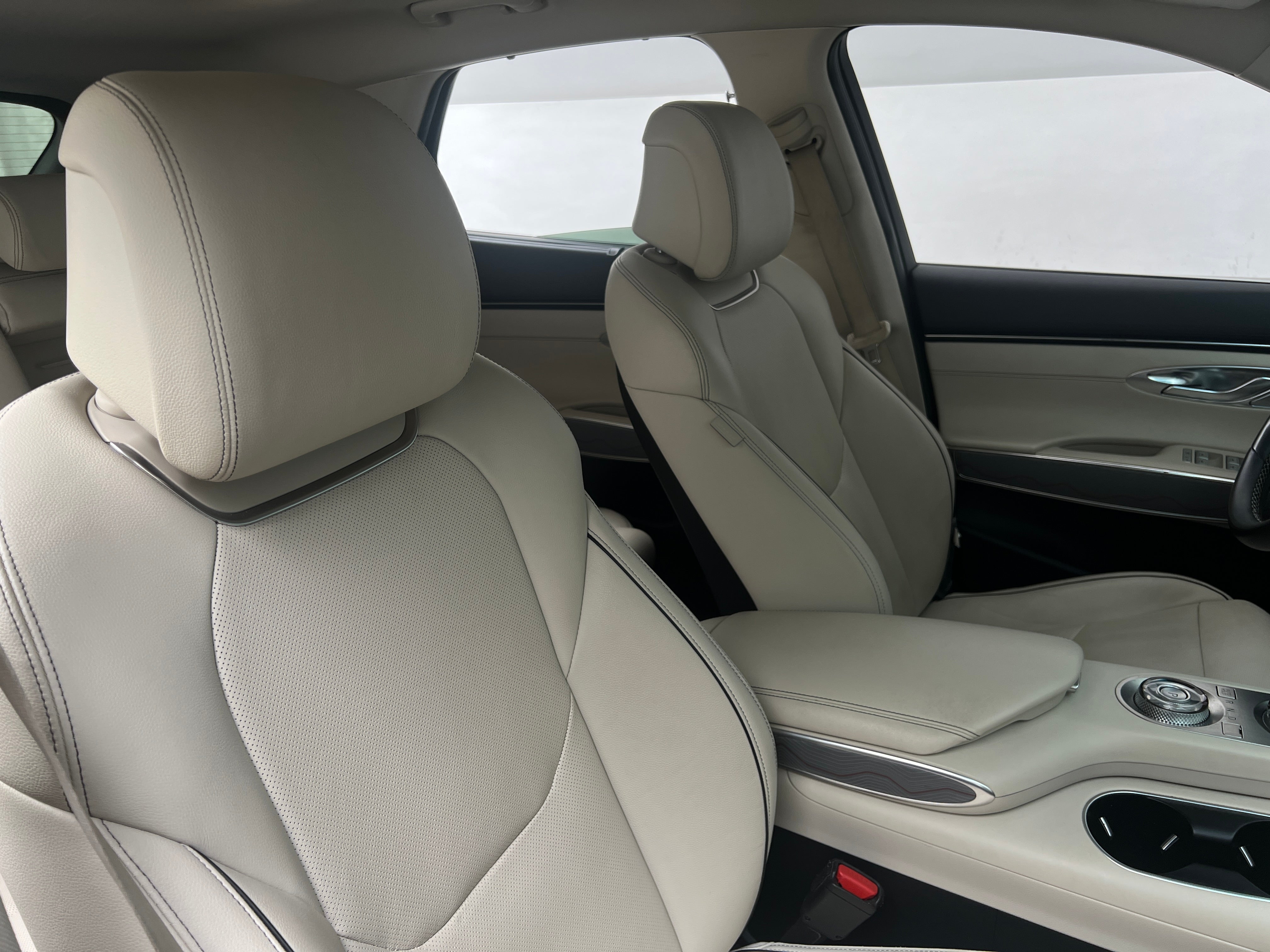 2022 GENESIS GV70