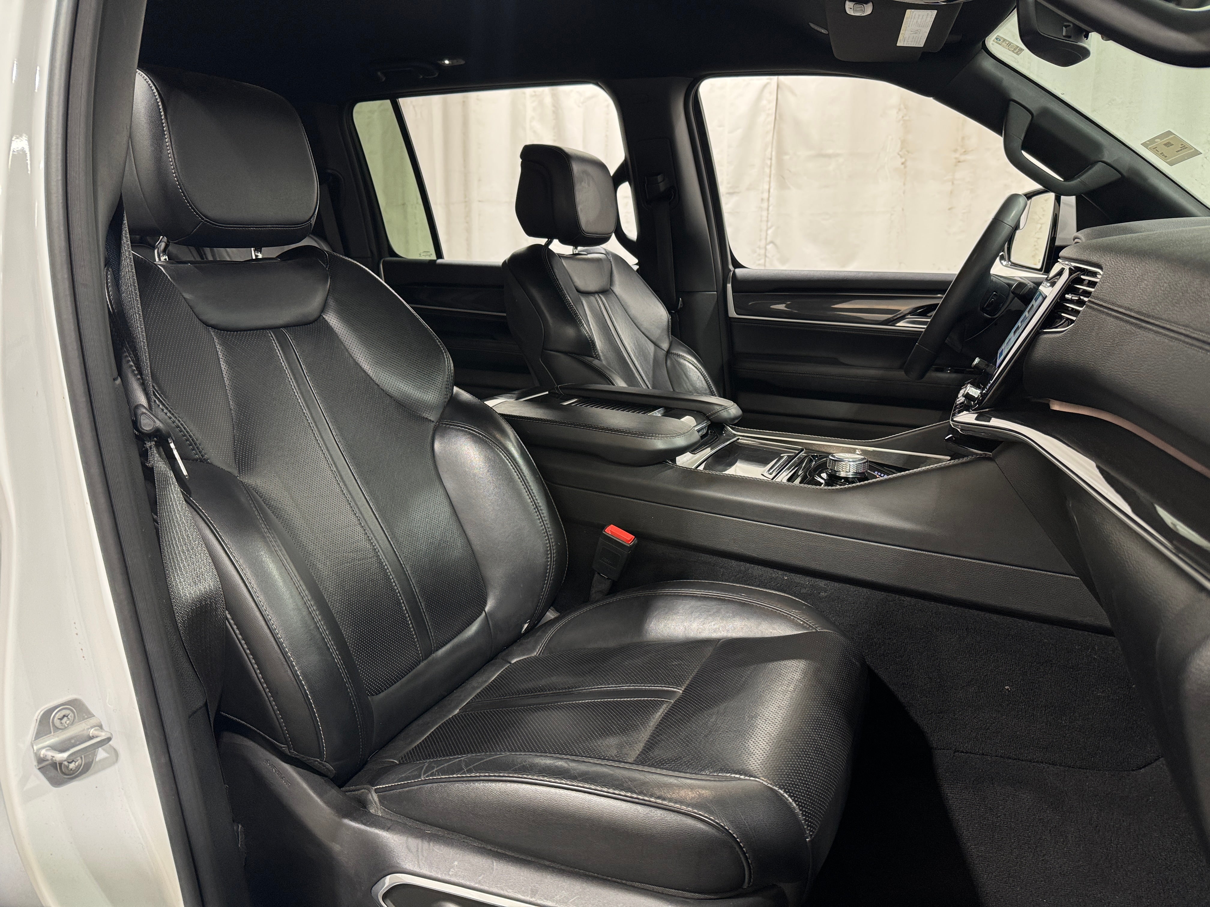 2022 Jeep Wagoneer Series I
