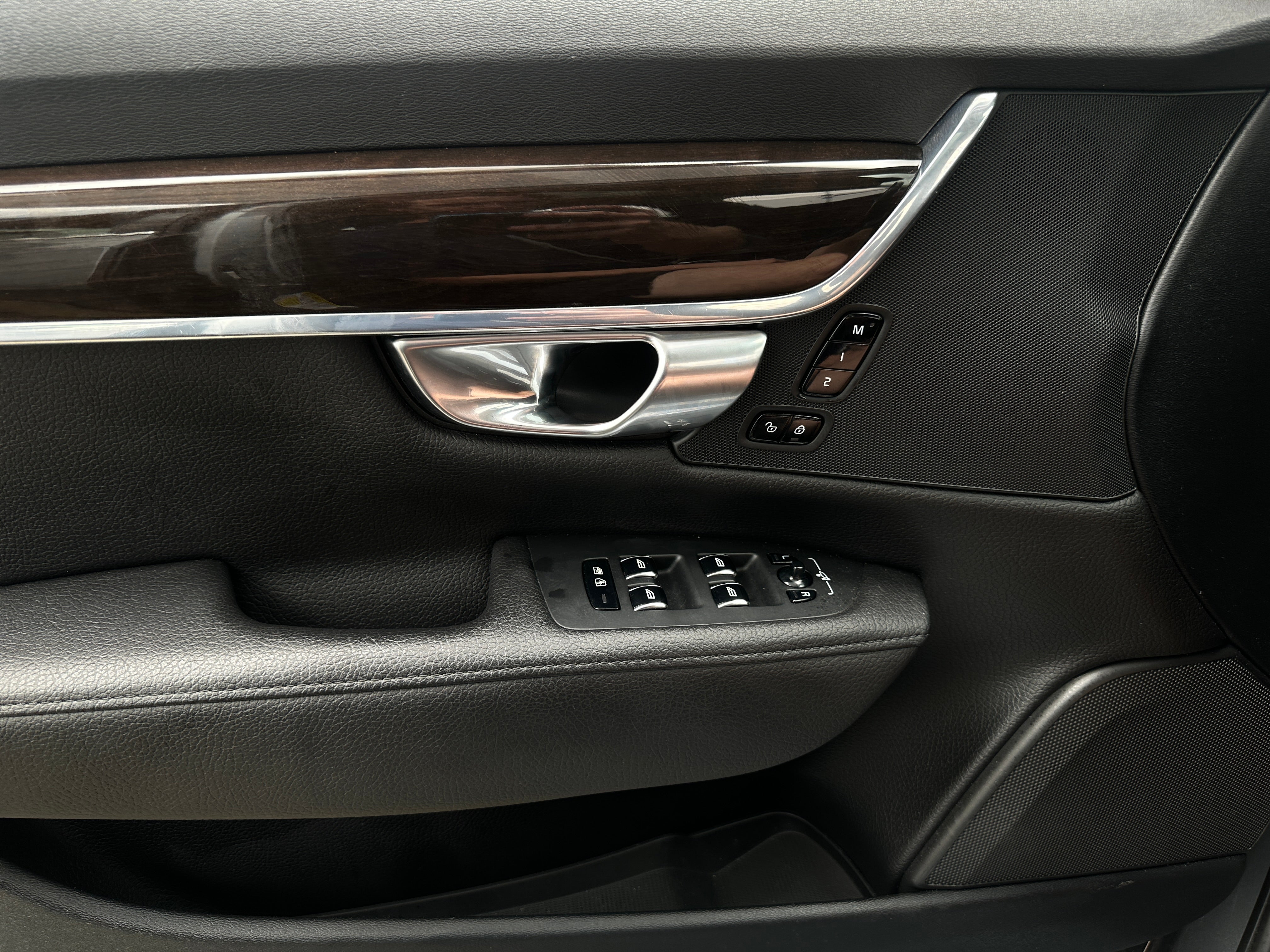 2018 Volvo S90