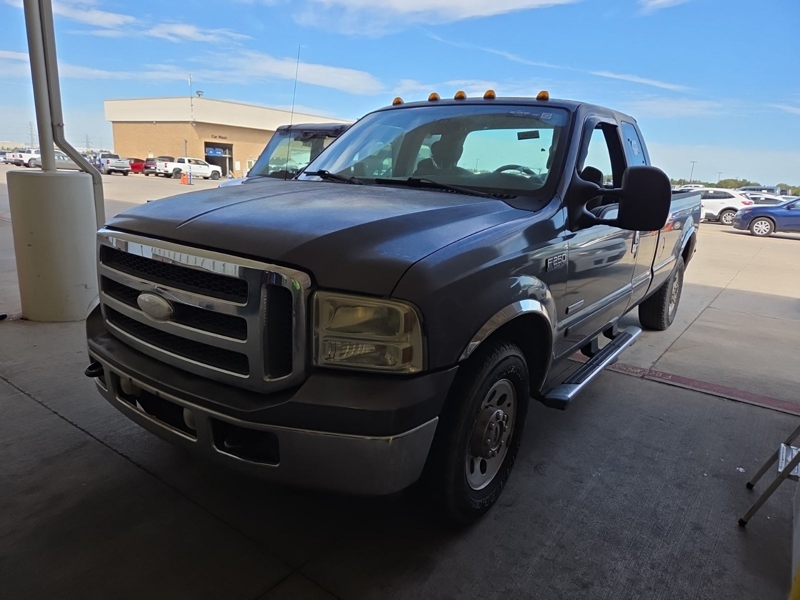 2005 Ford F-250 Supercab 142" XLT