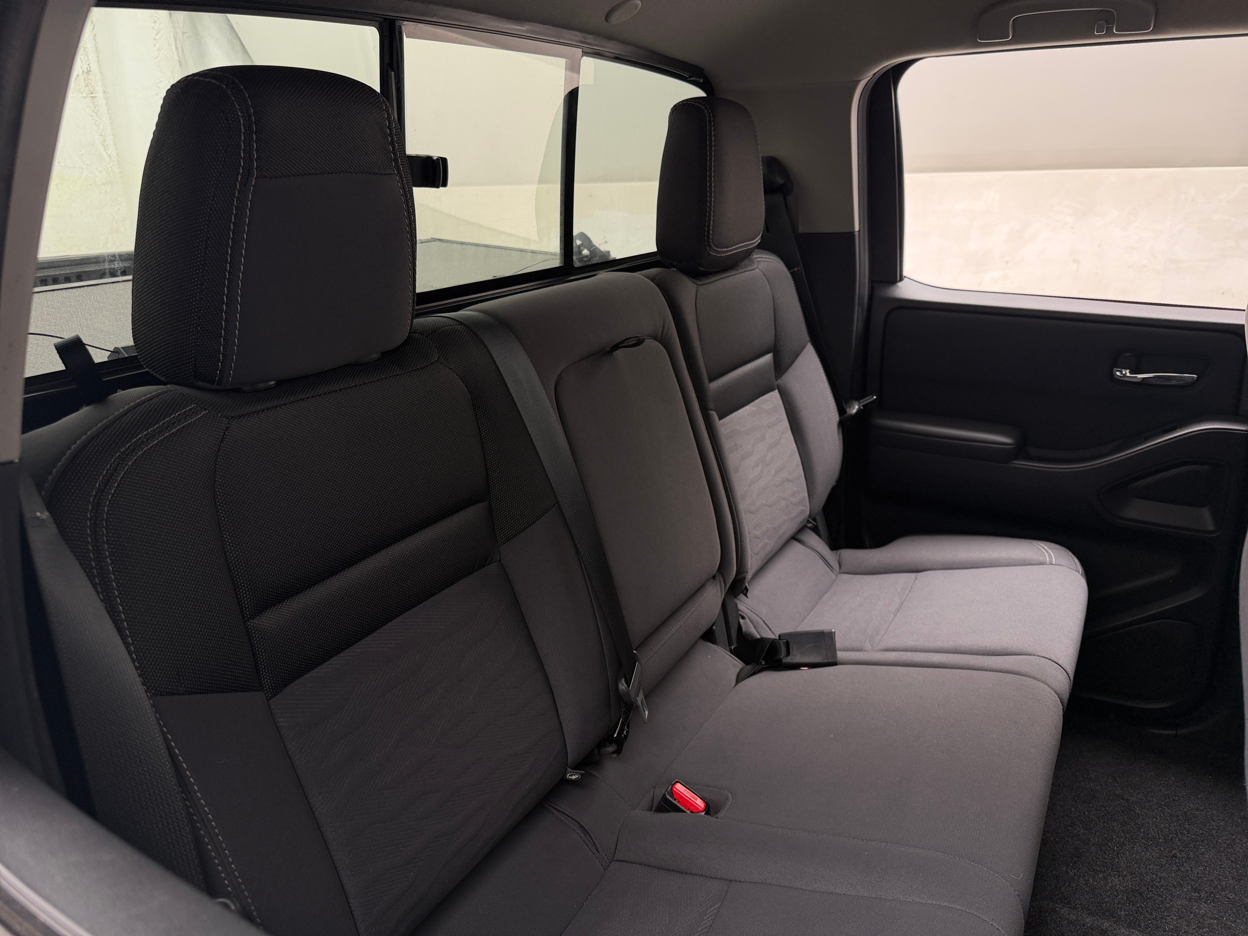 2022 Nissan Frontier SV - Photo 6