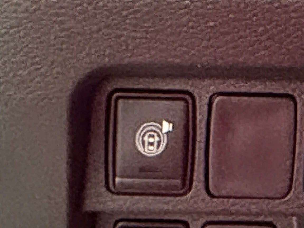 2022 Nissan Frontier SV - Photo 12
