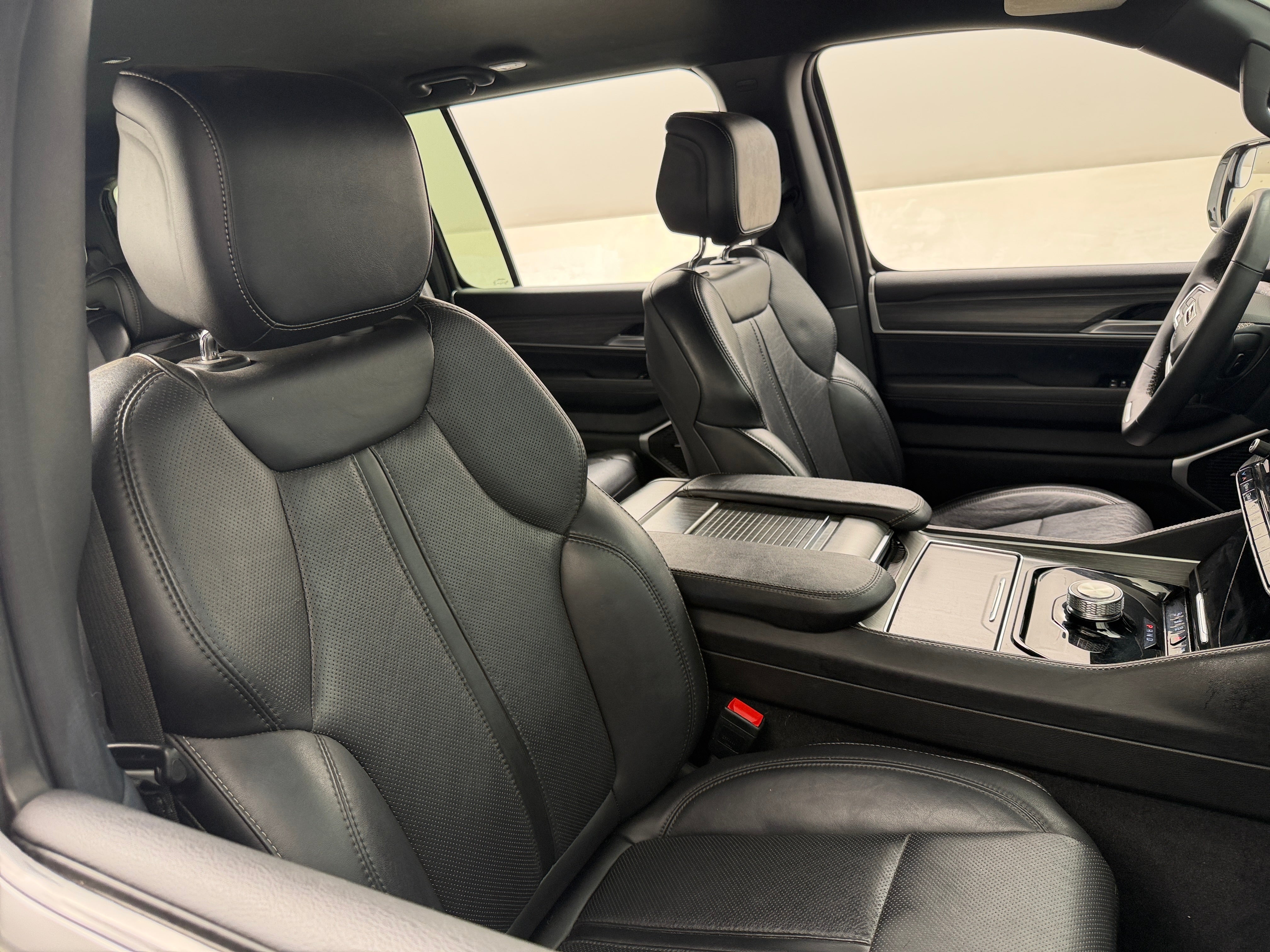2024 Jeep Wagoneer