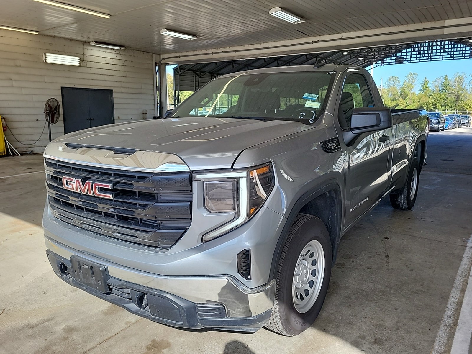 2025 GMC Sierra 1500 2WD Reg Cab 140" Pro