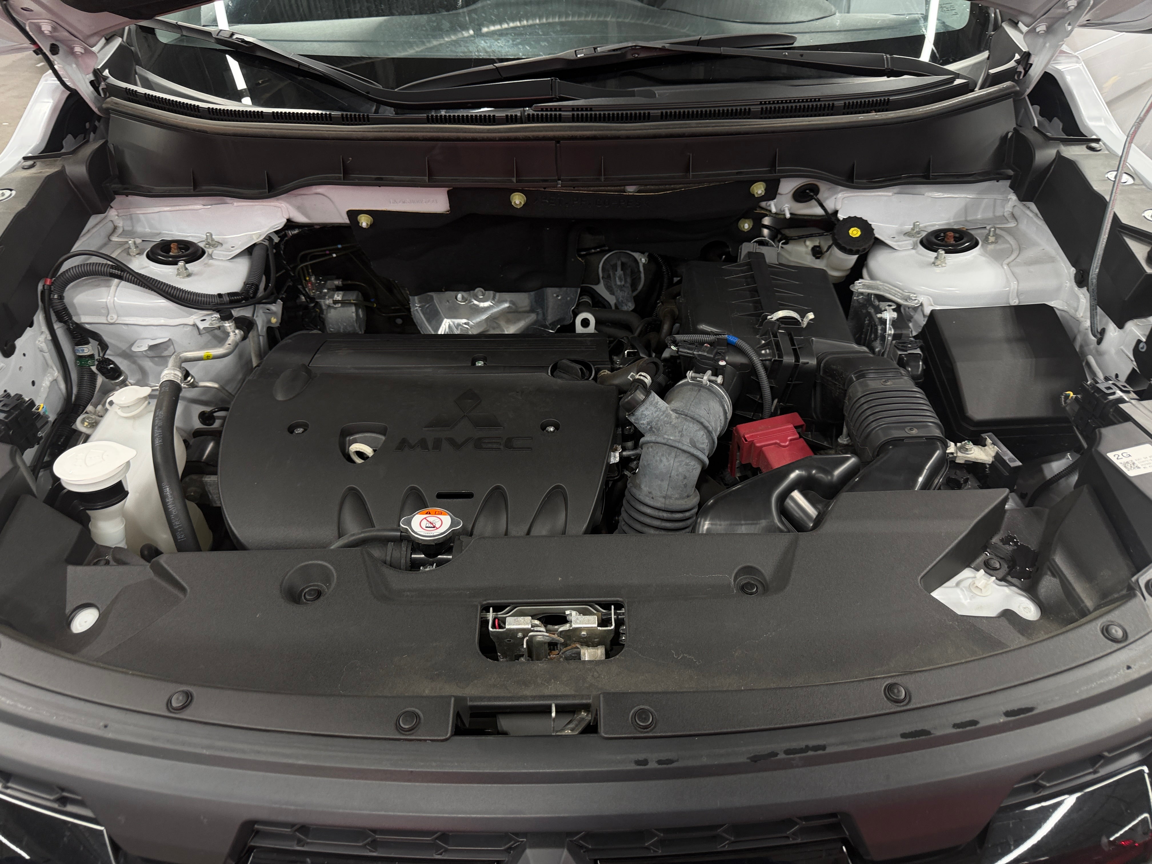 2025 Mitsubishi Outlander Sport LE