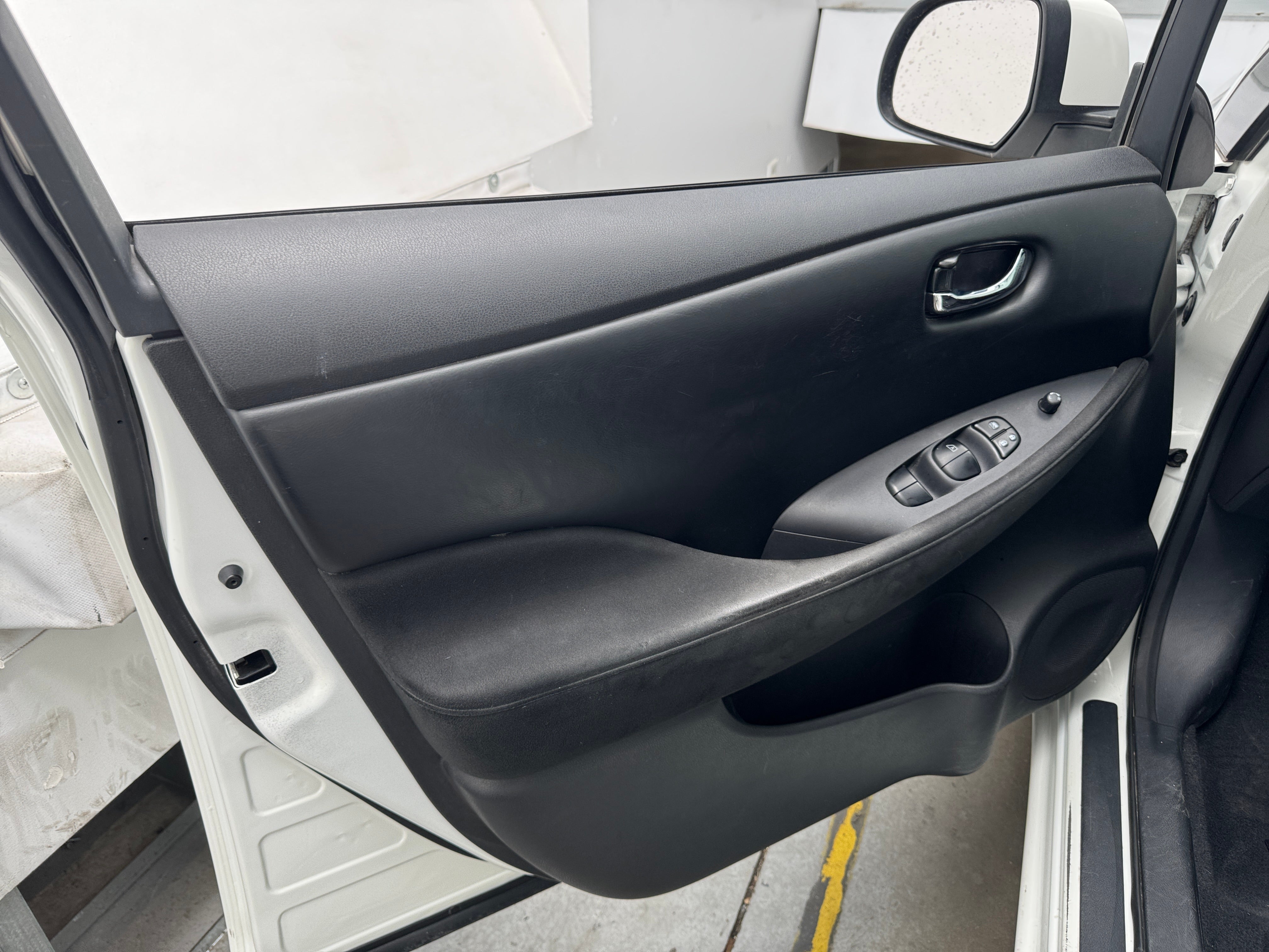 Used 2016 Nissan LEAF S with VIN 1N4AZ0CP2GC303945 for sale in Auburn, WA