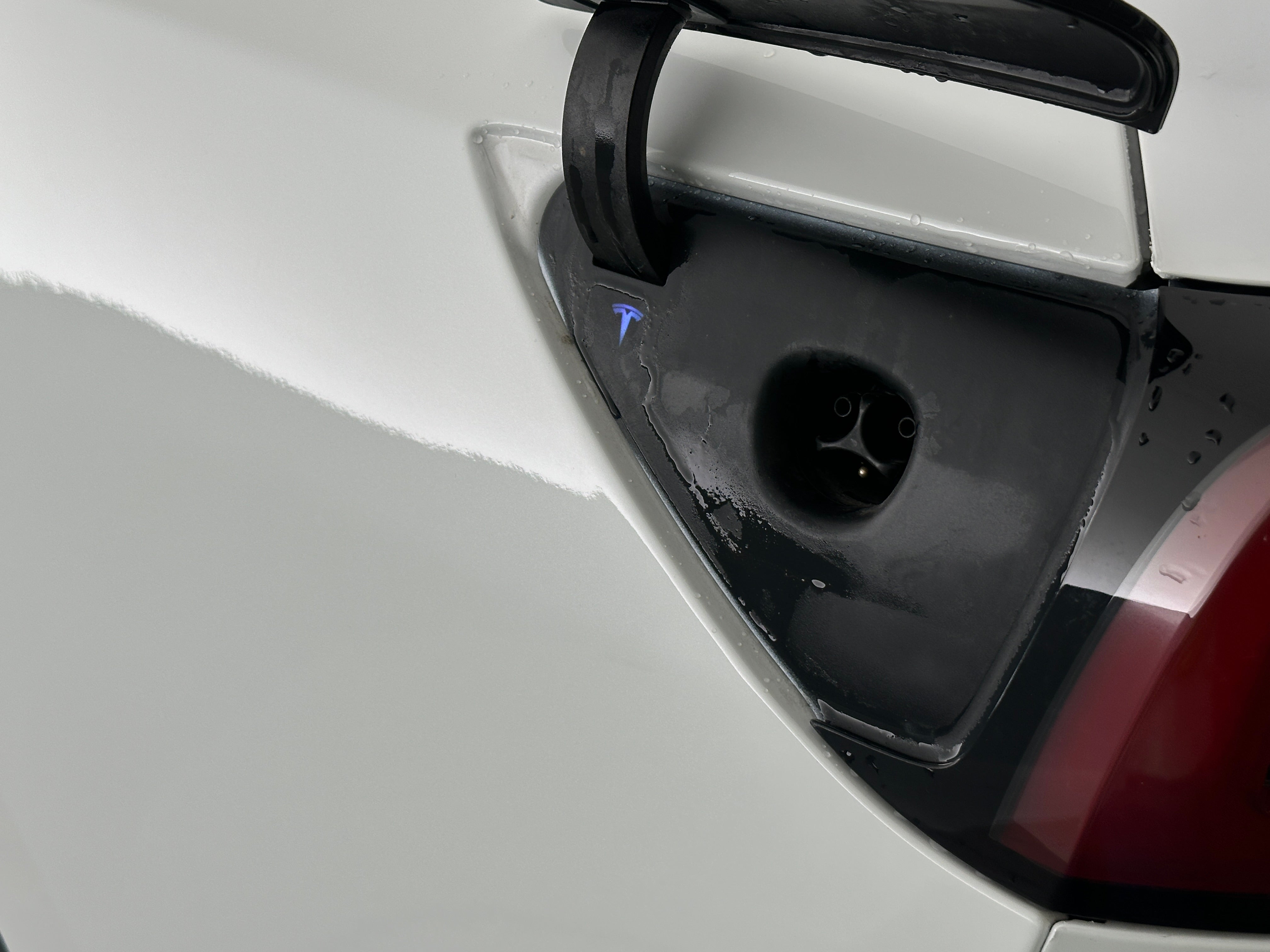 Used 2024 Tesla Model Y Long Range with VIN 7SAYGDEE9RA265749 for sale in Auburn, WA
