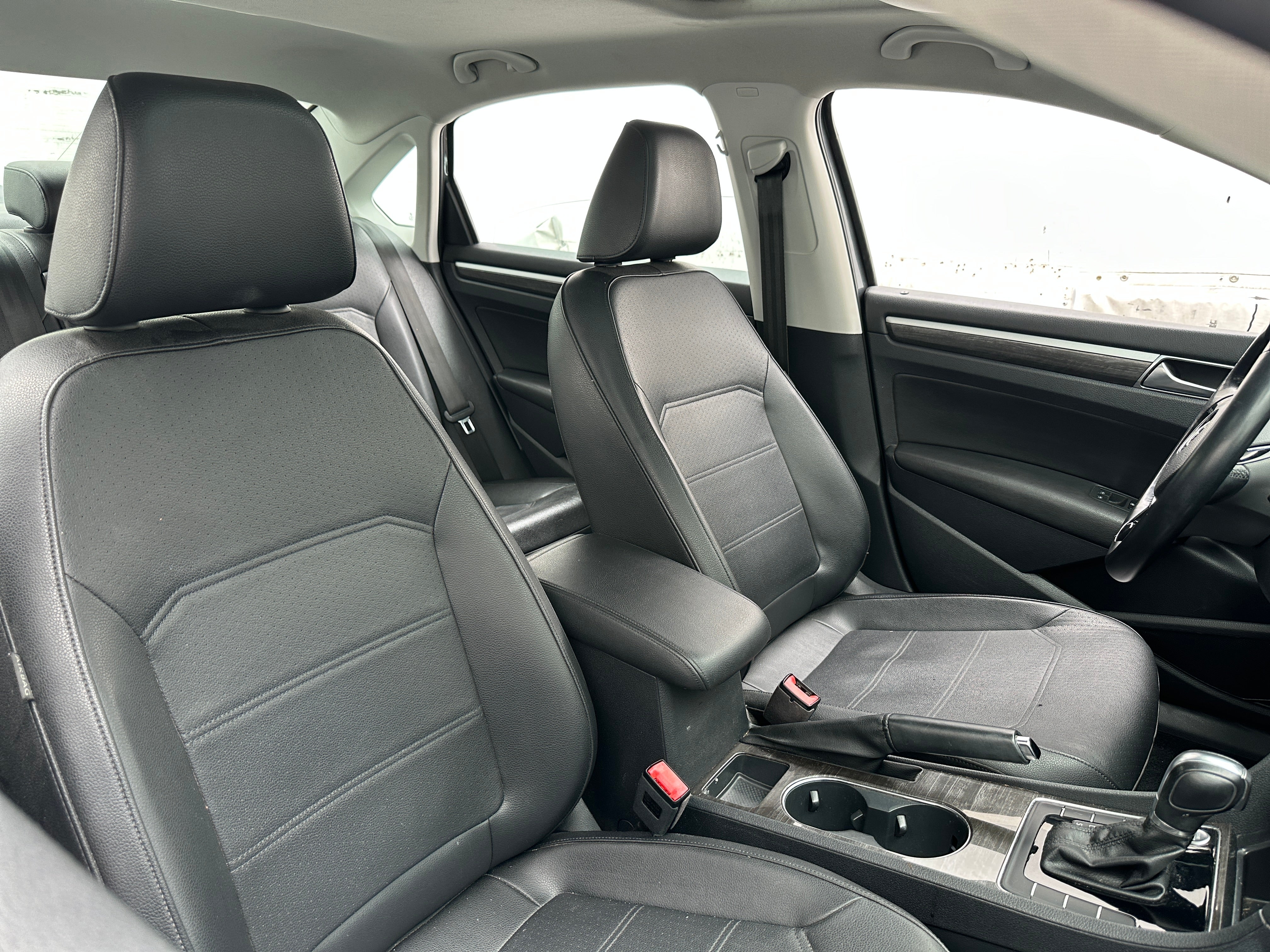 2017 Volkswagen Passat SE