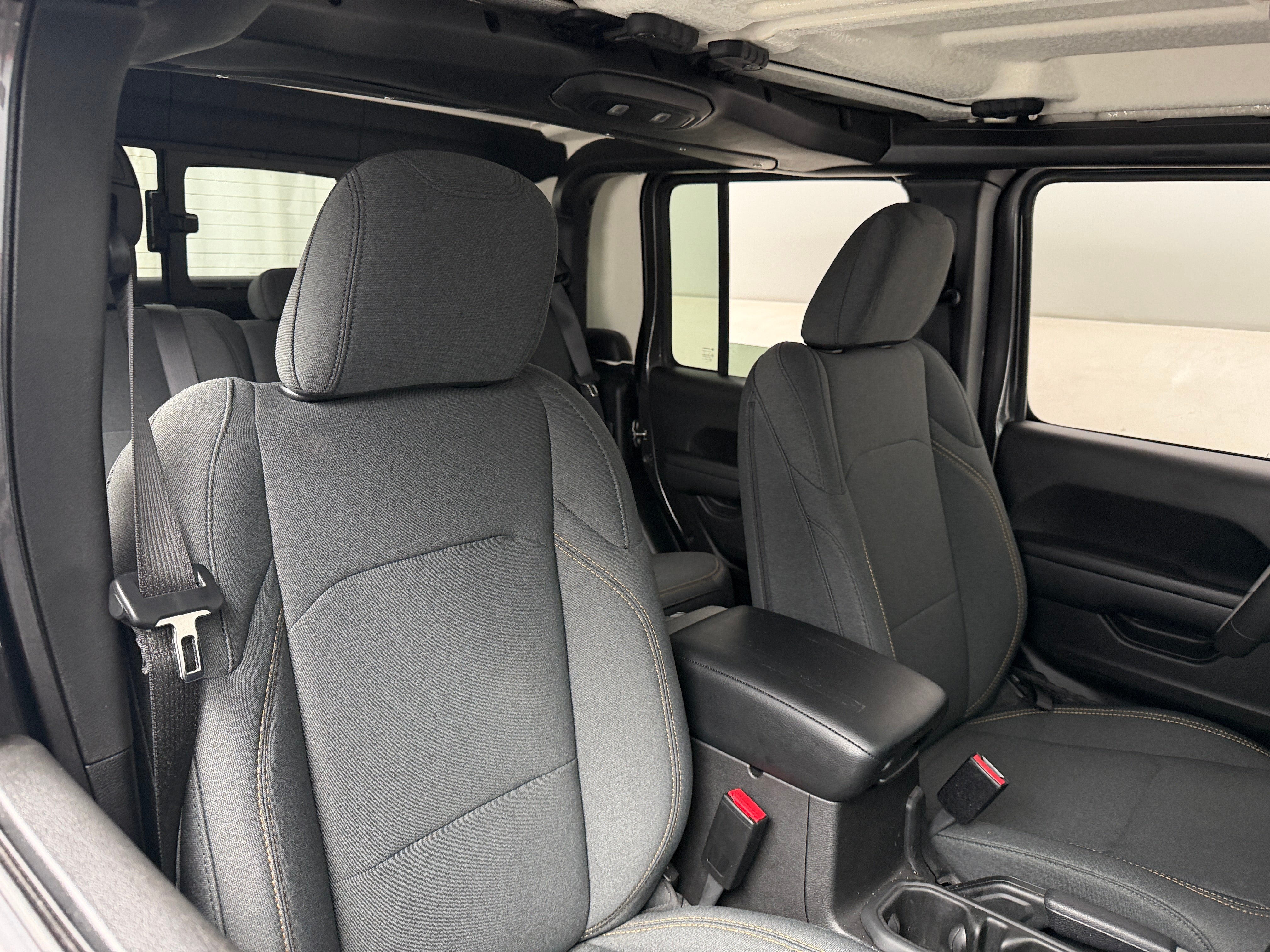 2024 Jeep Gladiator