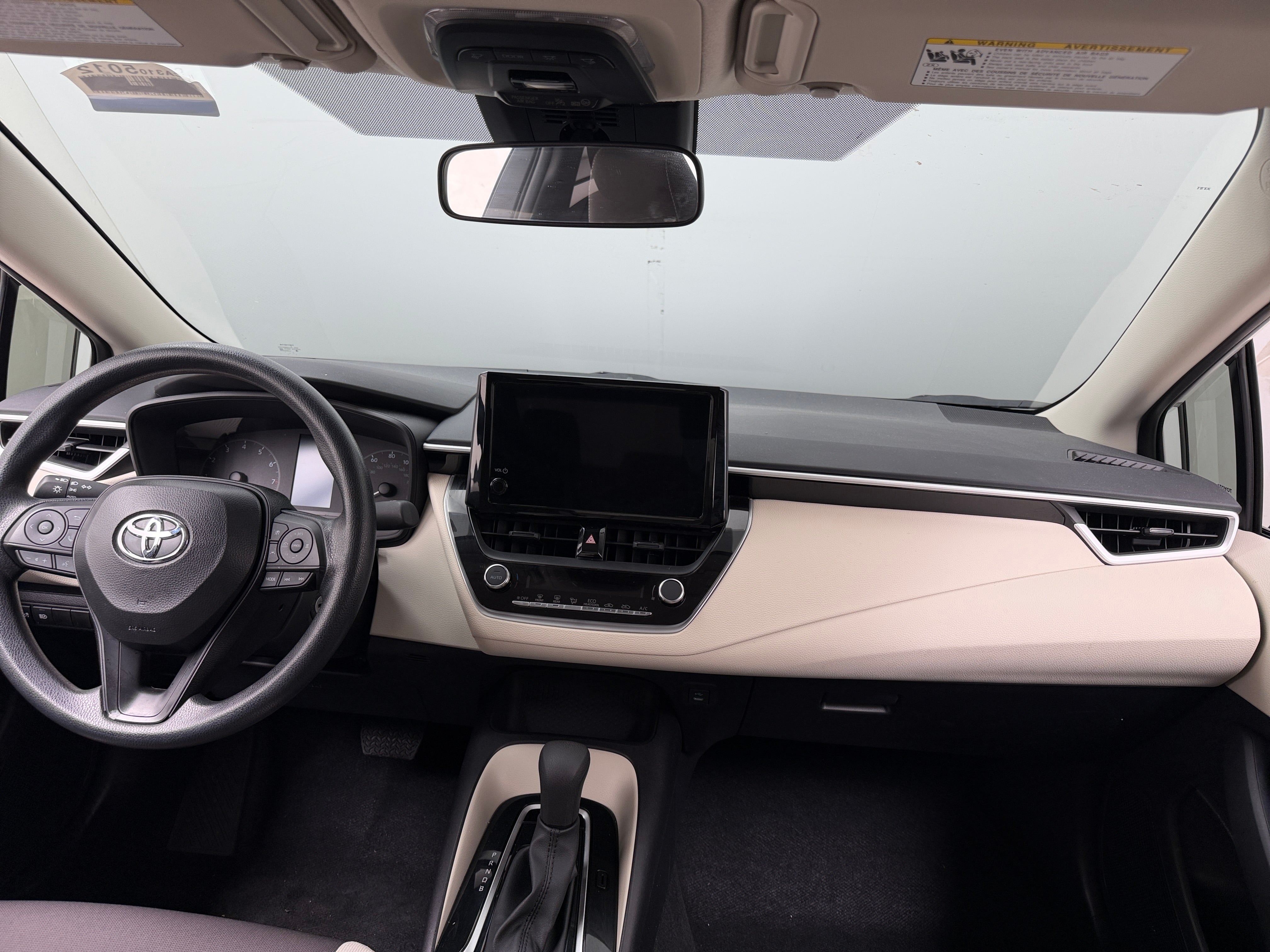 2025 Toyota Corolla LE - Photo 7
