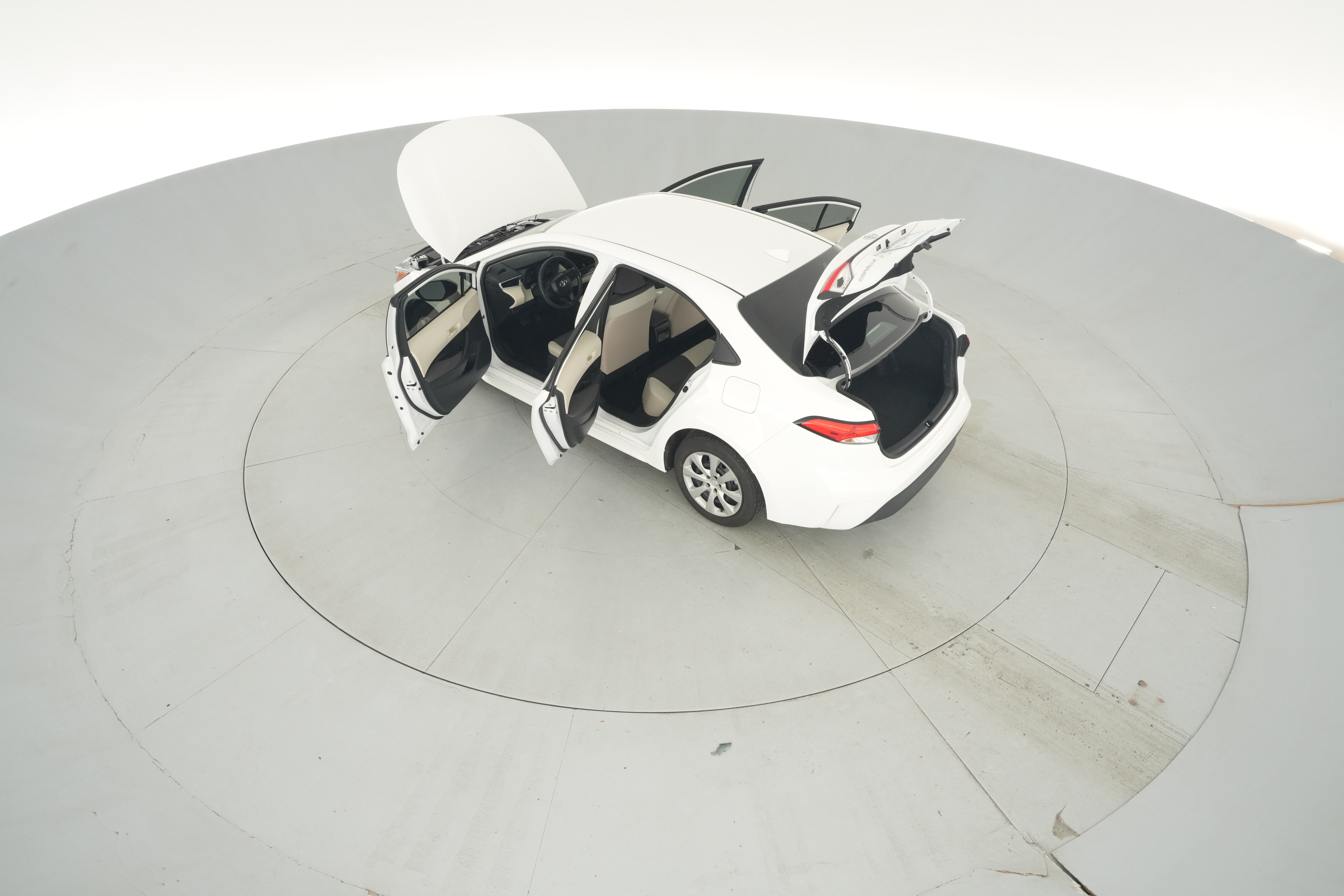 2025 Toyota Corolla LE - Photo 42