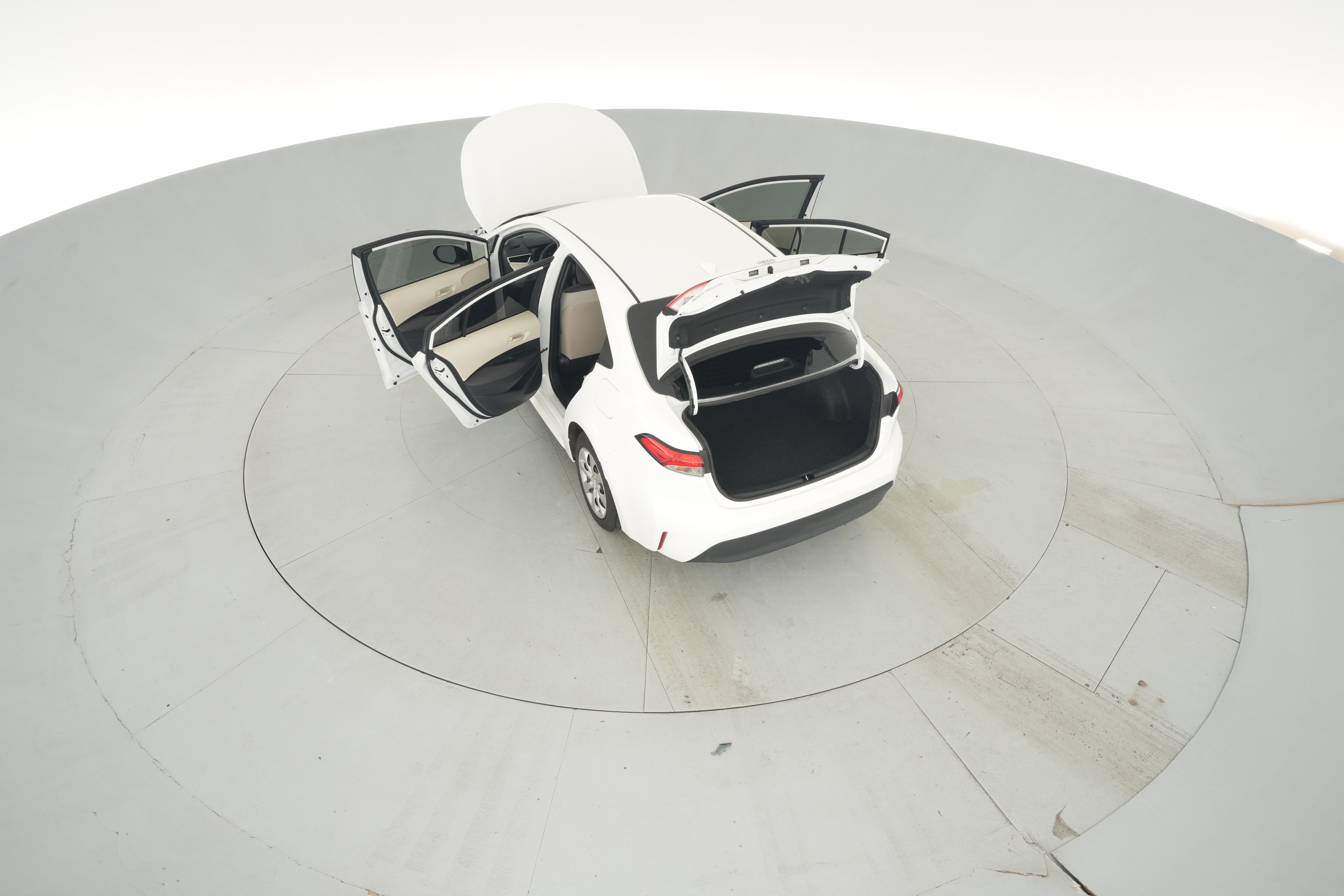2025 Toyota Corolla LE - Photo 43
