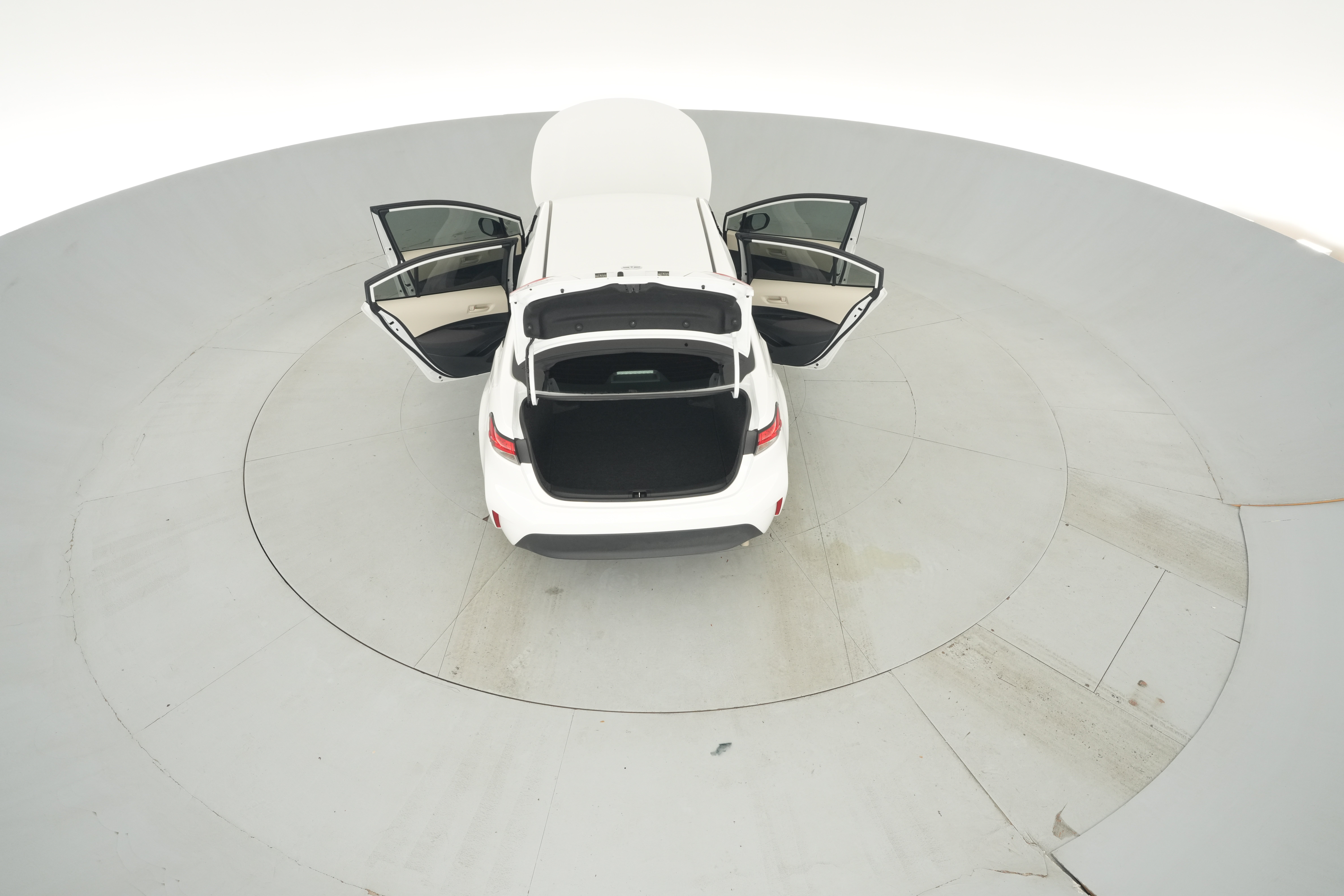 2025 Toyota Corolla LE - Photo 44