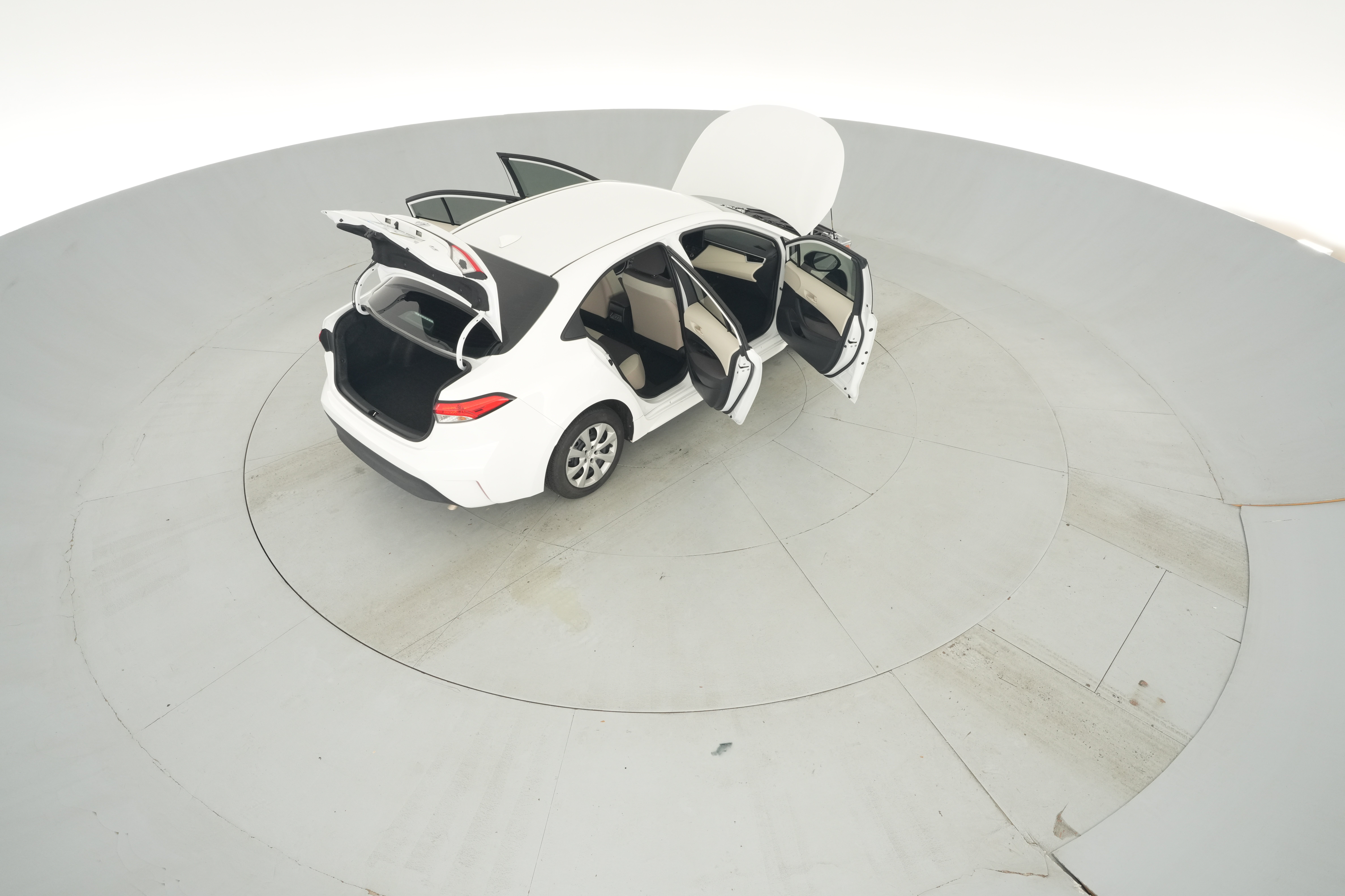 2025 Toyota Corolla LE - Photo 46