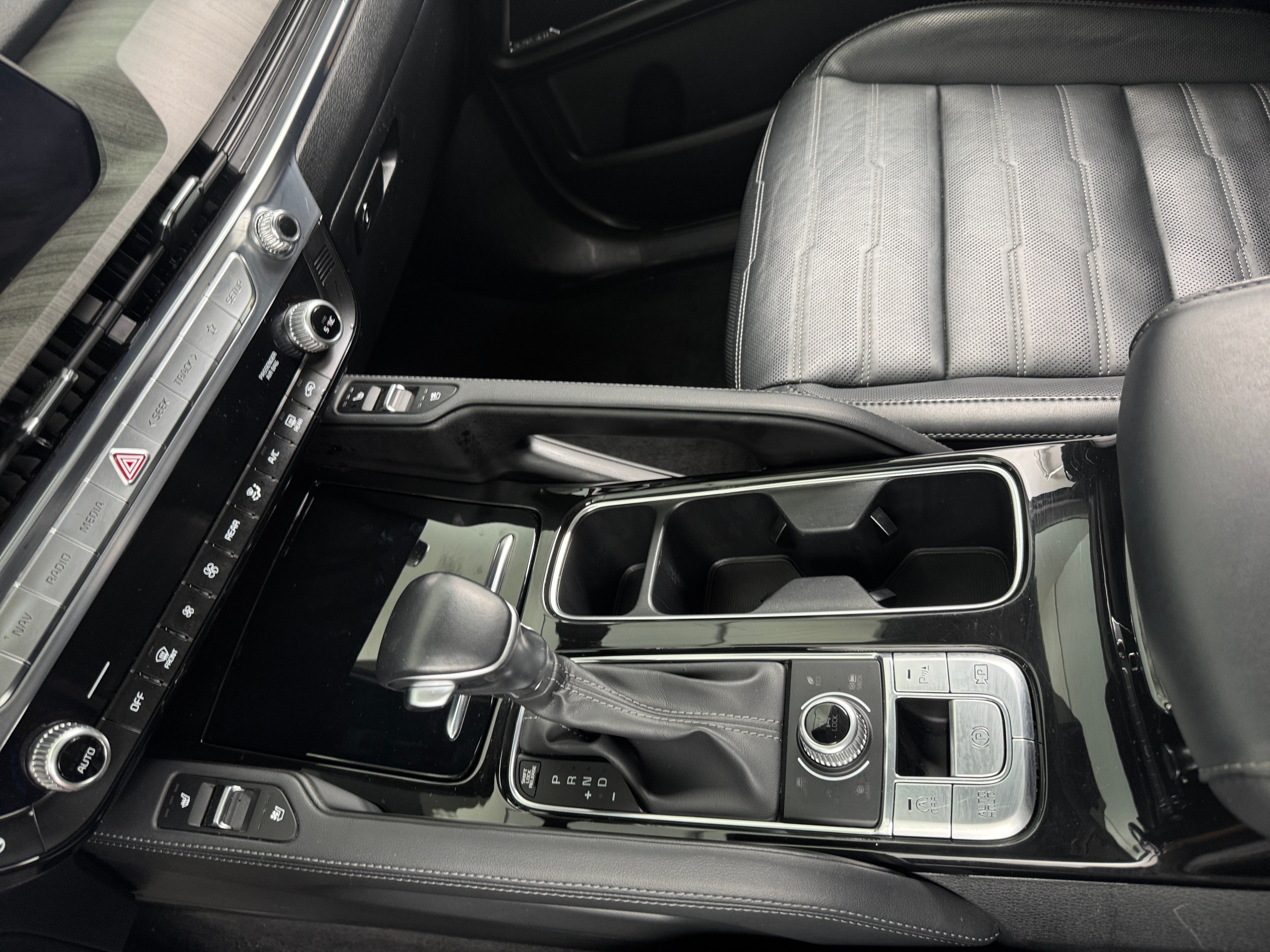 2024 Kia Telluride SX Prestige - Photo 8