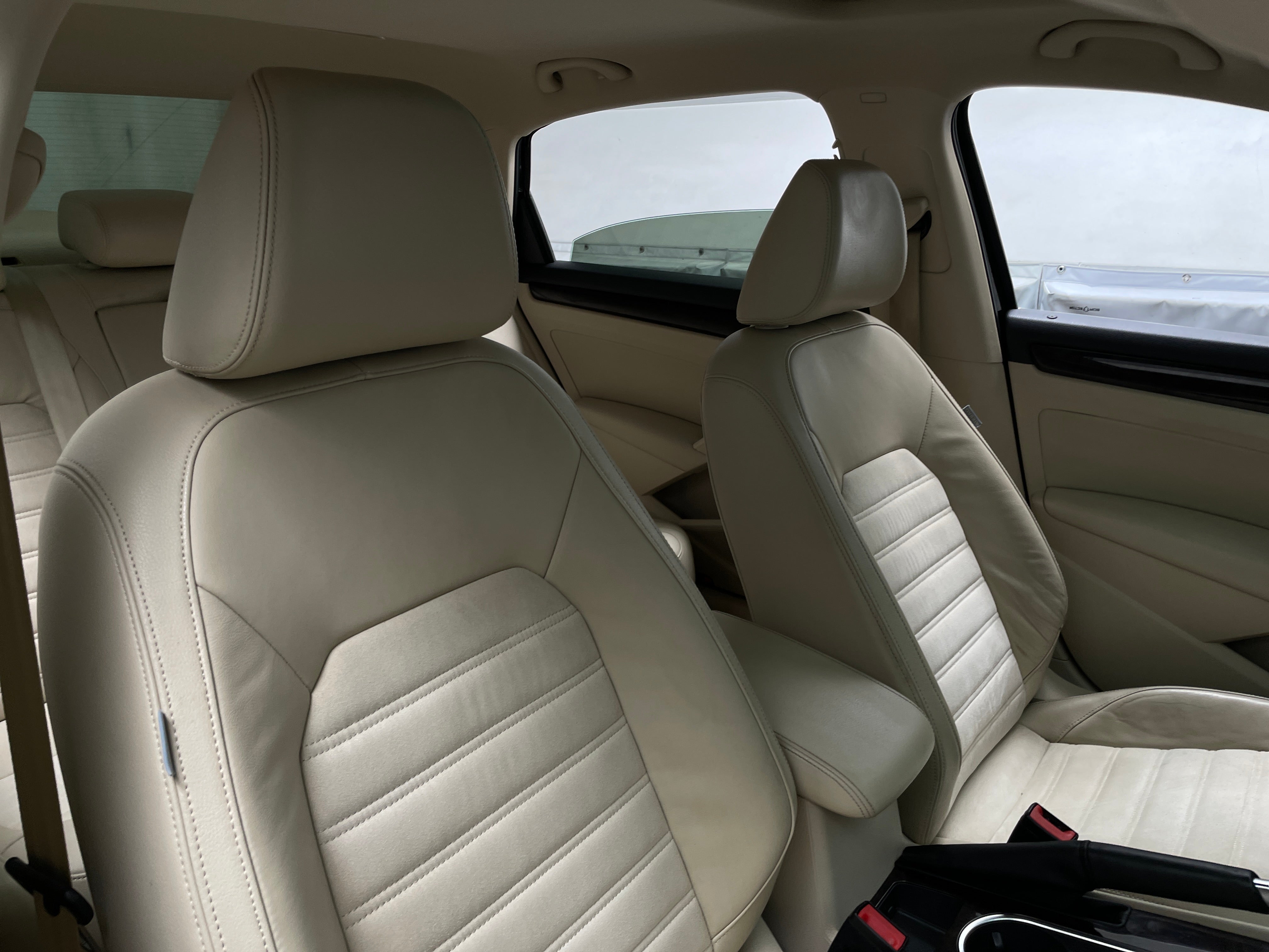 2015 Volkswagen Passat SEL Premium