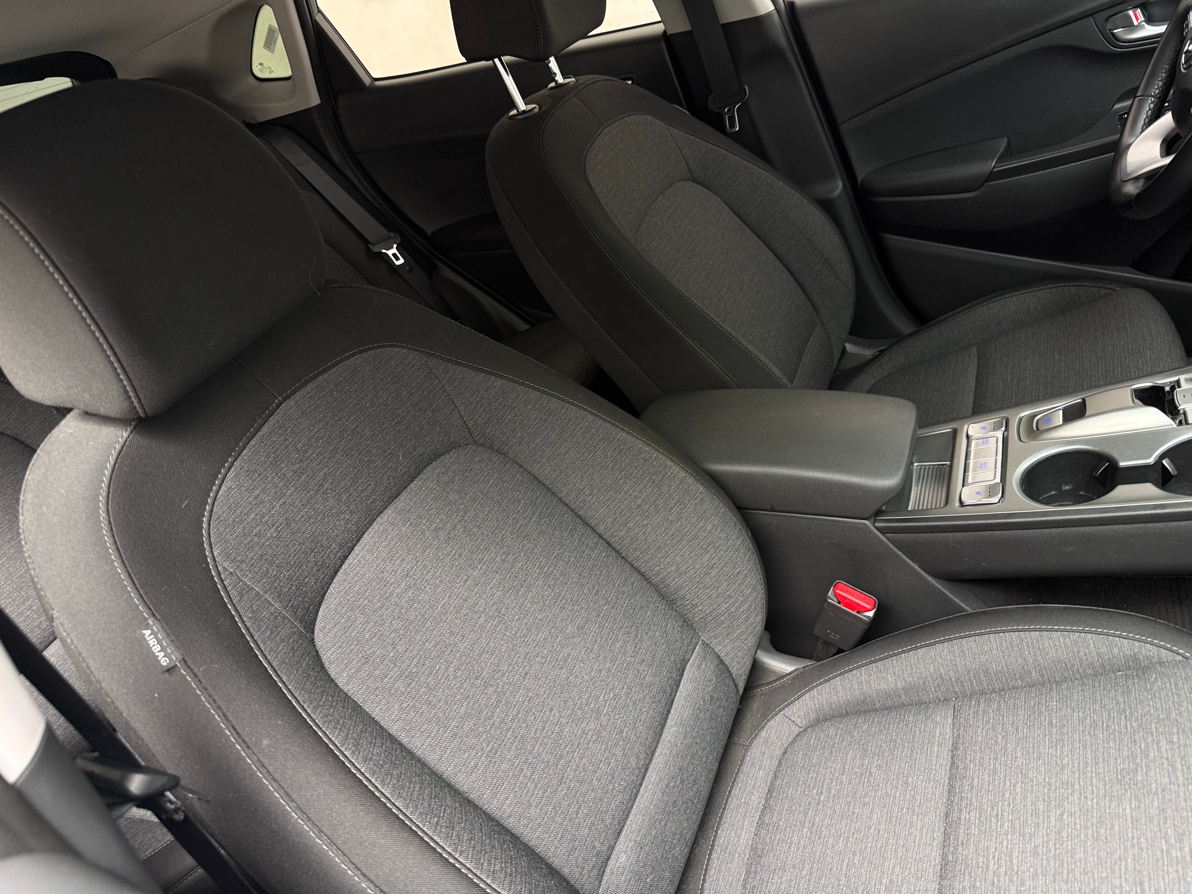 2023 Hyundai Kona EV SEL