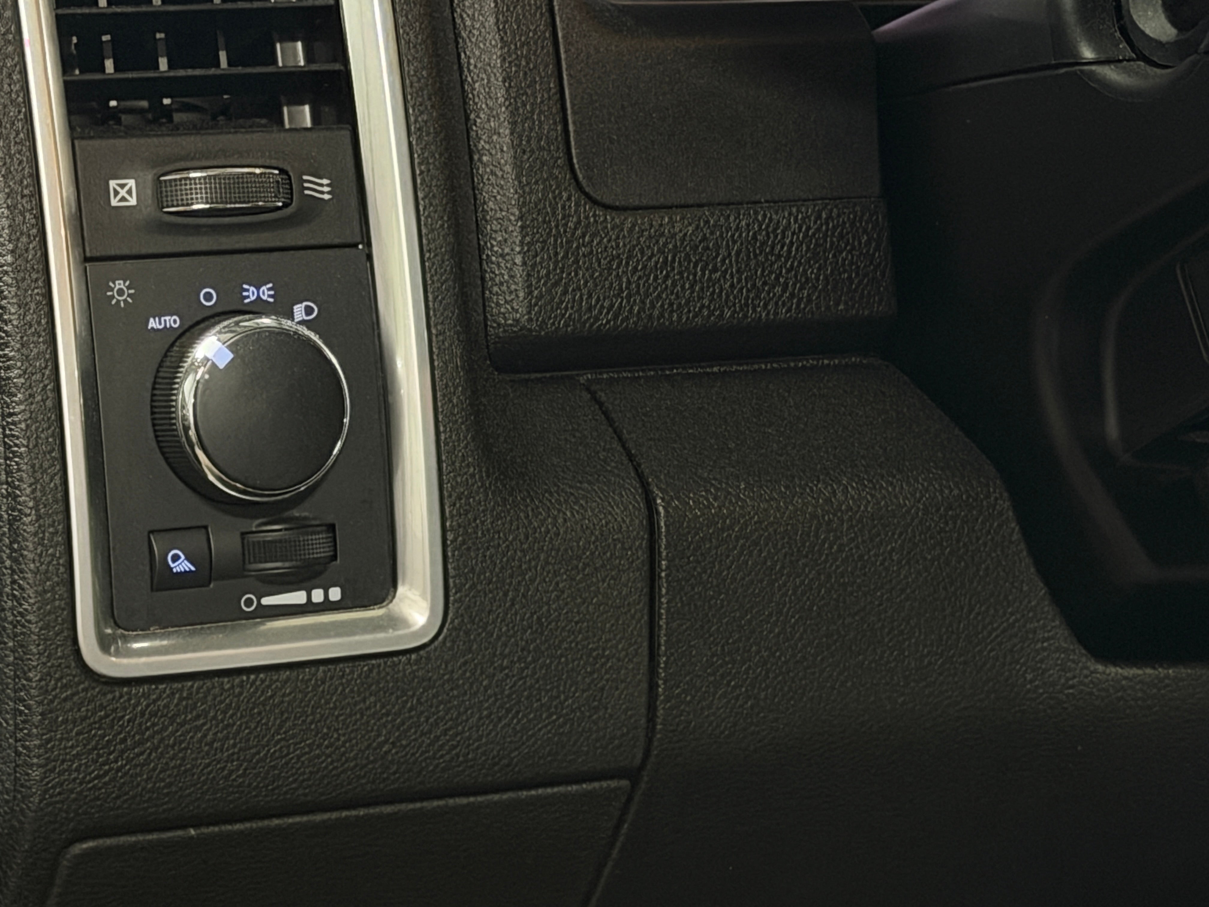 2024 RAM 1500 Classic